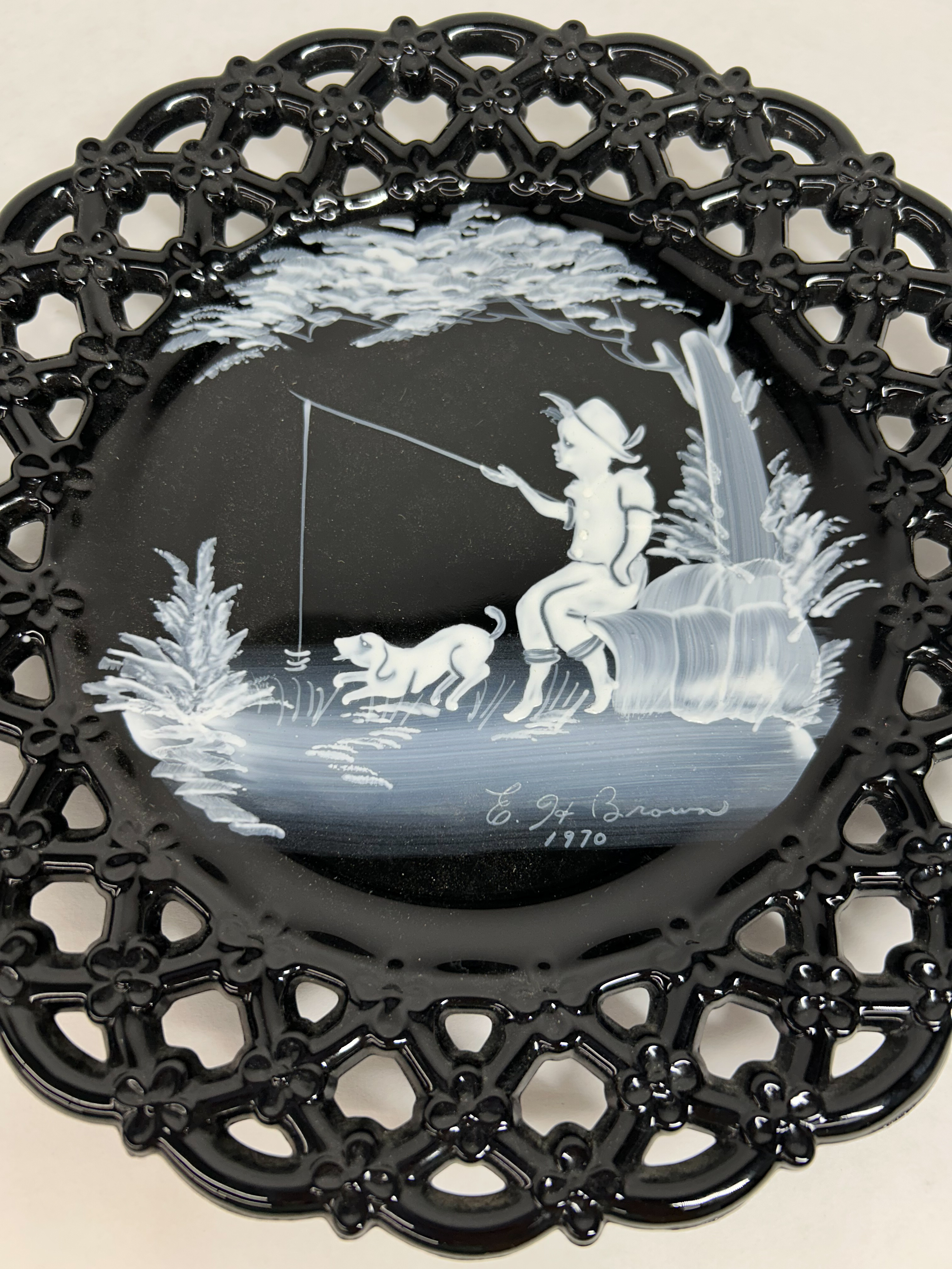 WESTMORELAND MARY GREGORY GLASS PLATES 1970