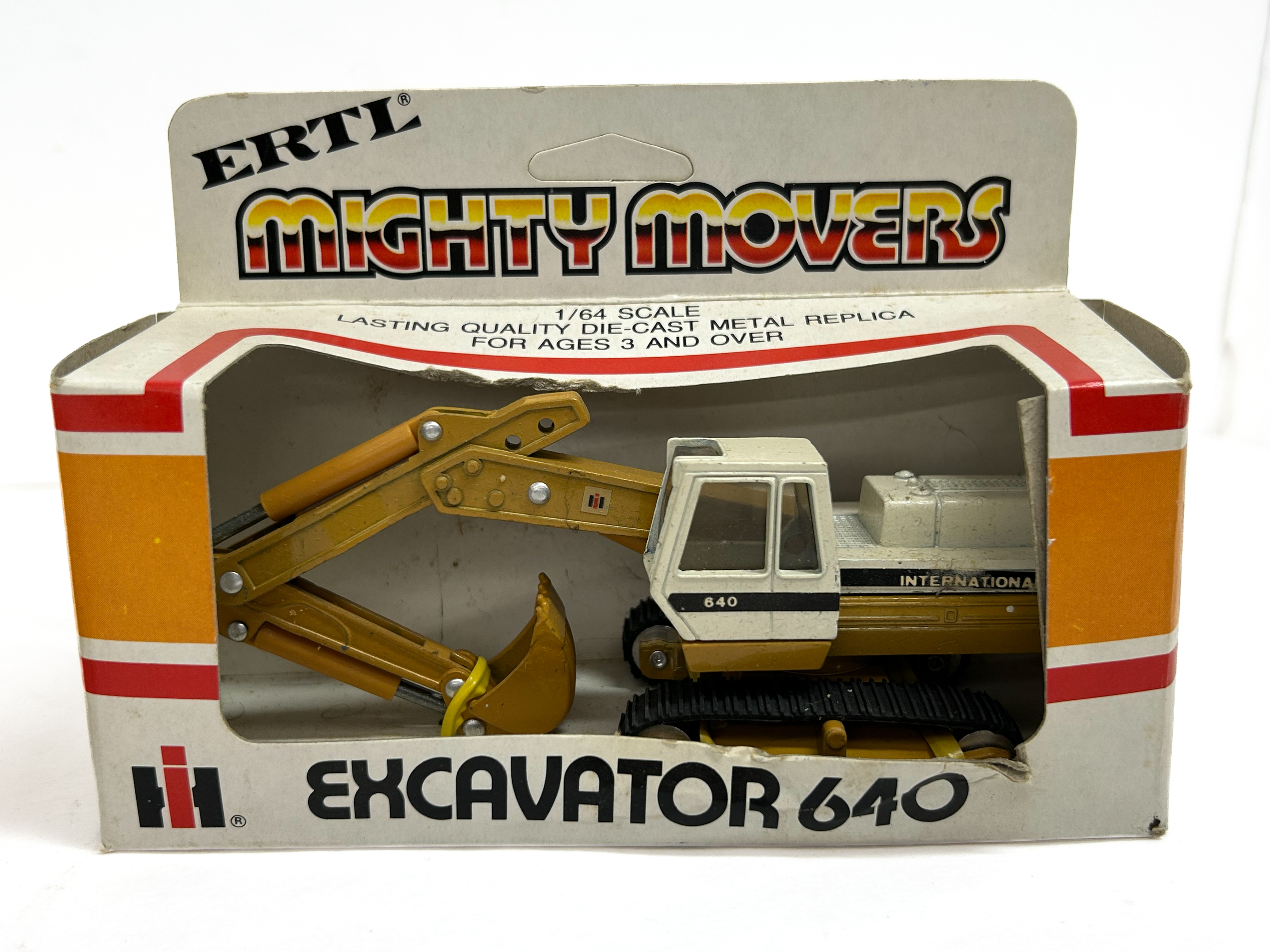 ERTL Mighty Movers International Harvester 1/64 Scale Construction Vehicles
