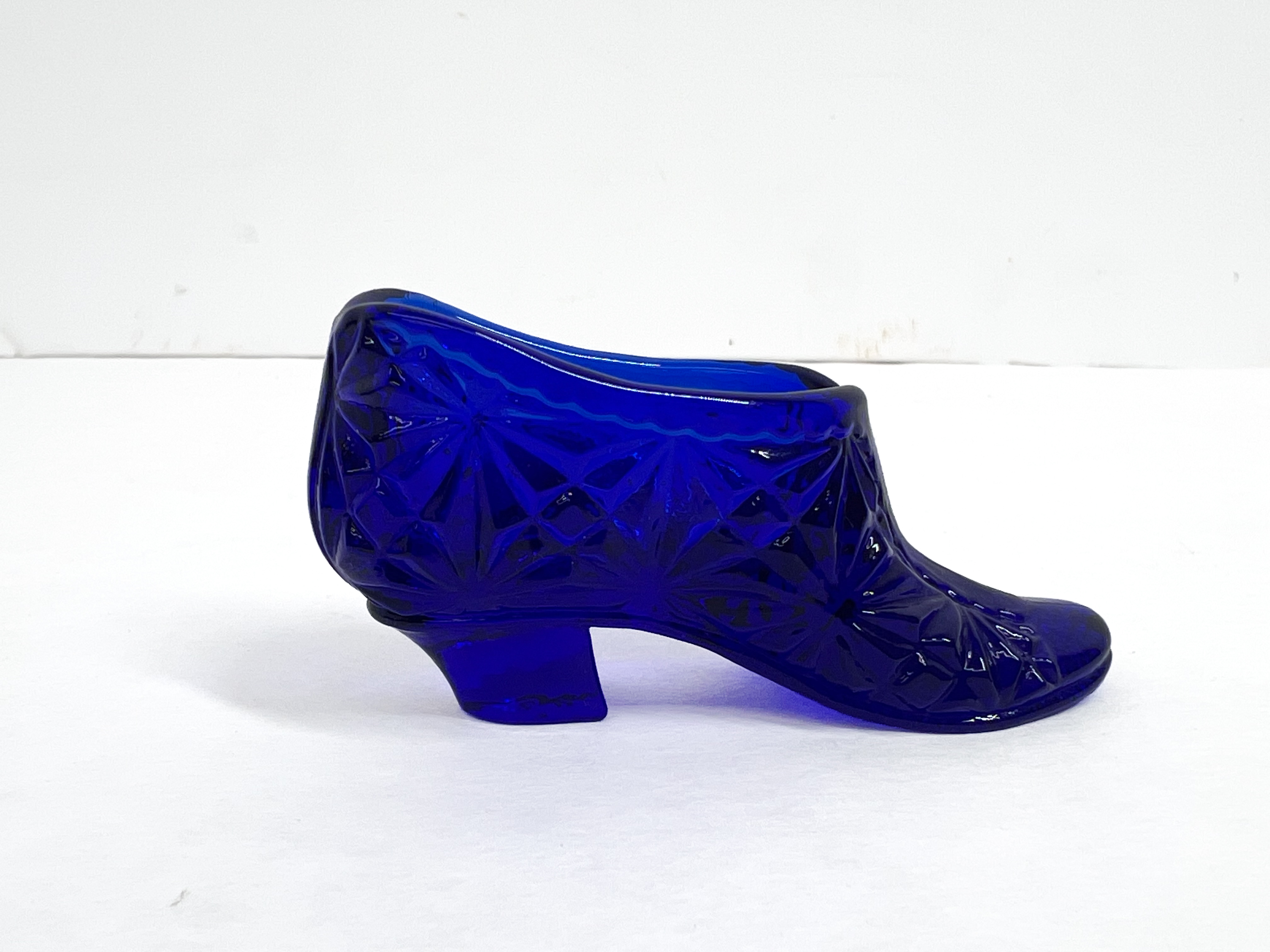 BOYD COBALT GLASS SLIPPER AND FISH, 1983-1988
