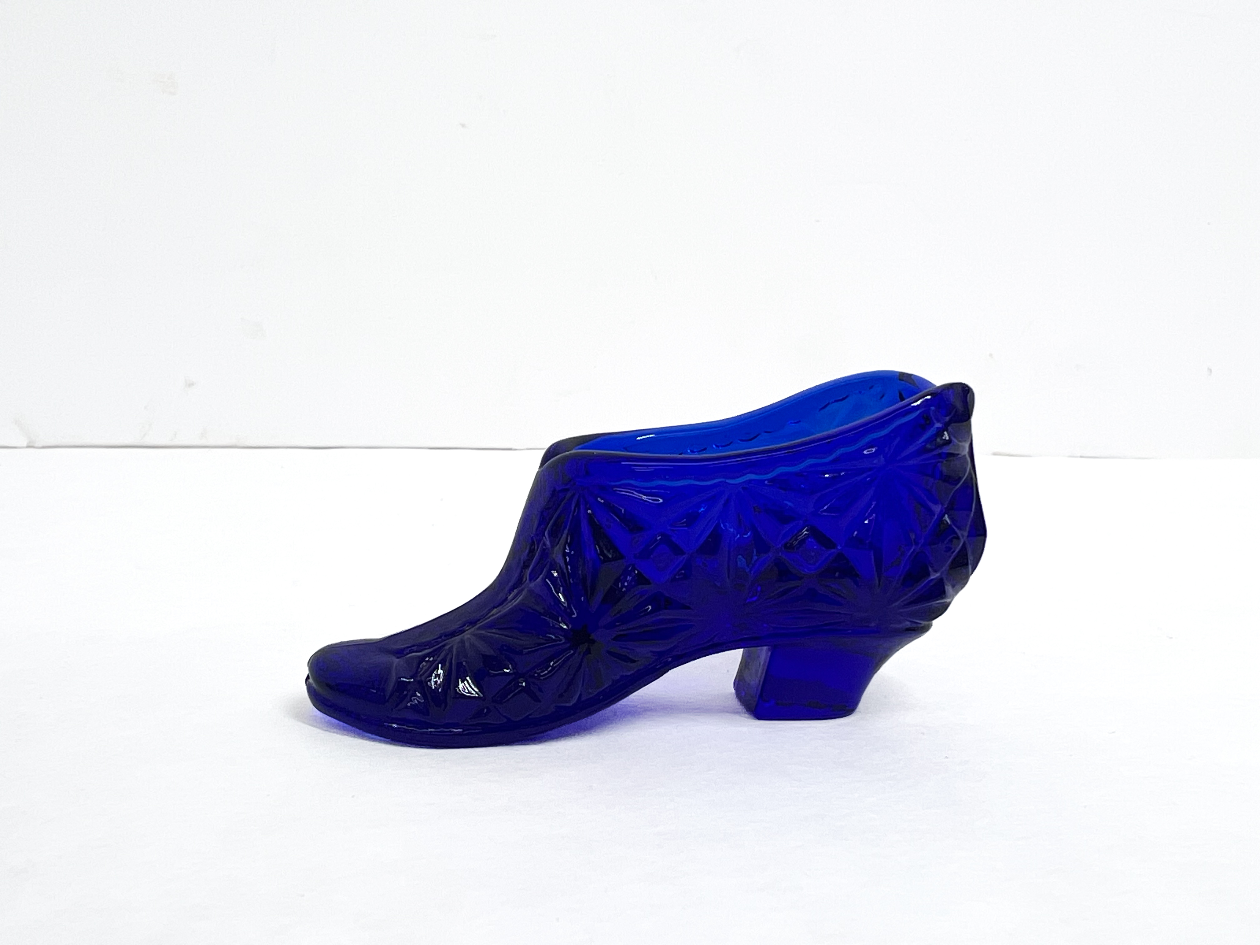BOYD COBALT GLASS SLIPPER AND FISH, 1983-1988