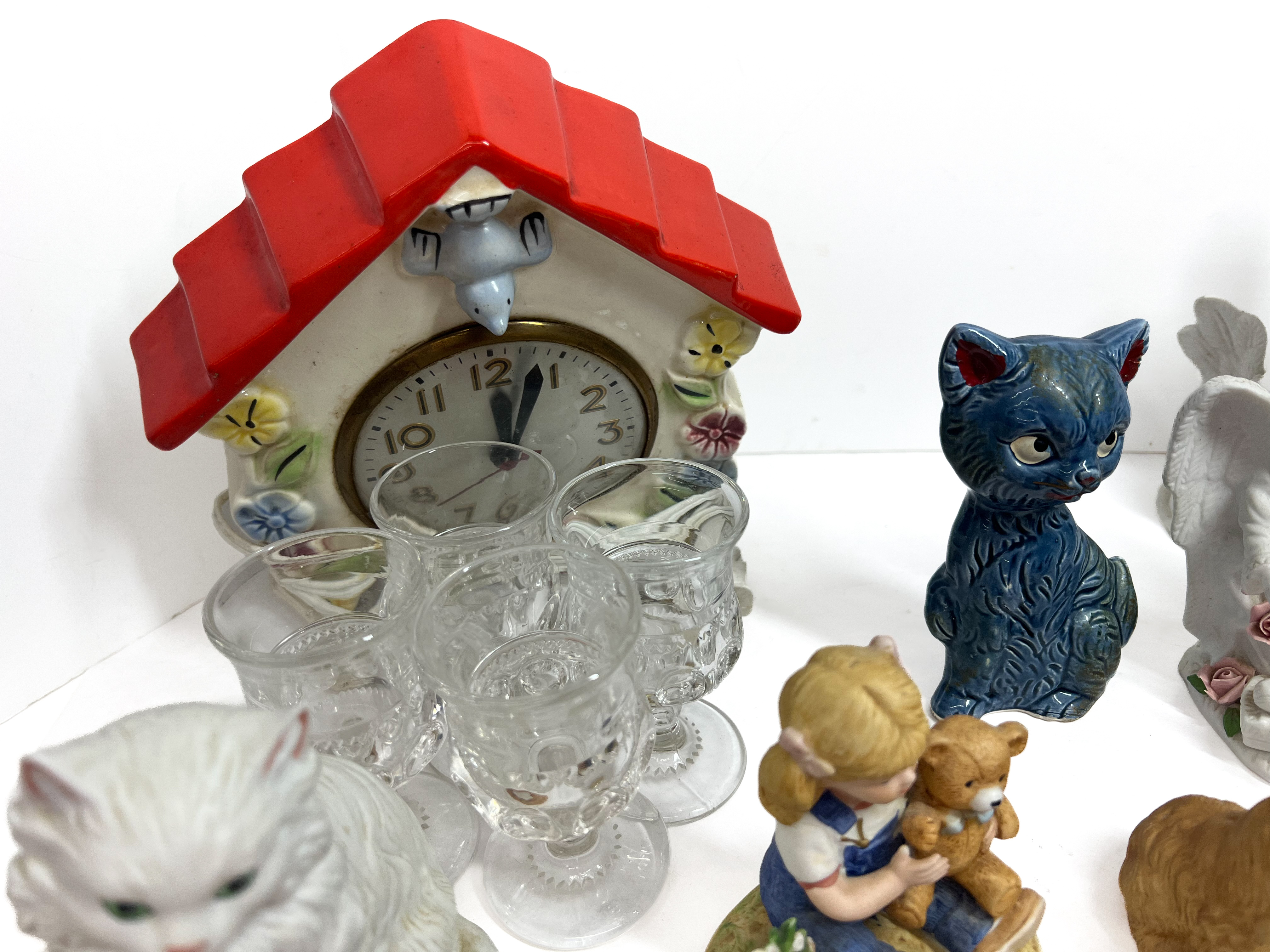 A Collection of Decorative Figurines, Tableware, and a Ceramic Mantel Clock including Enesco Calico Kittens