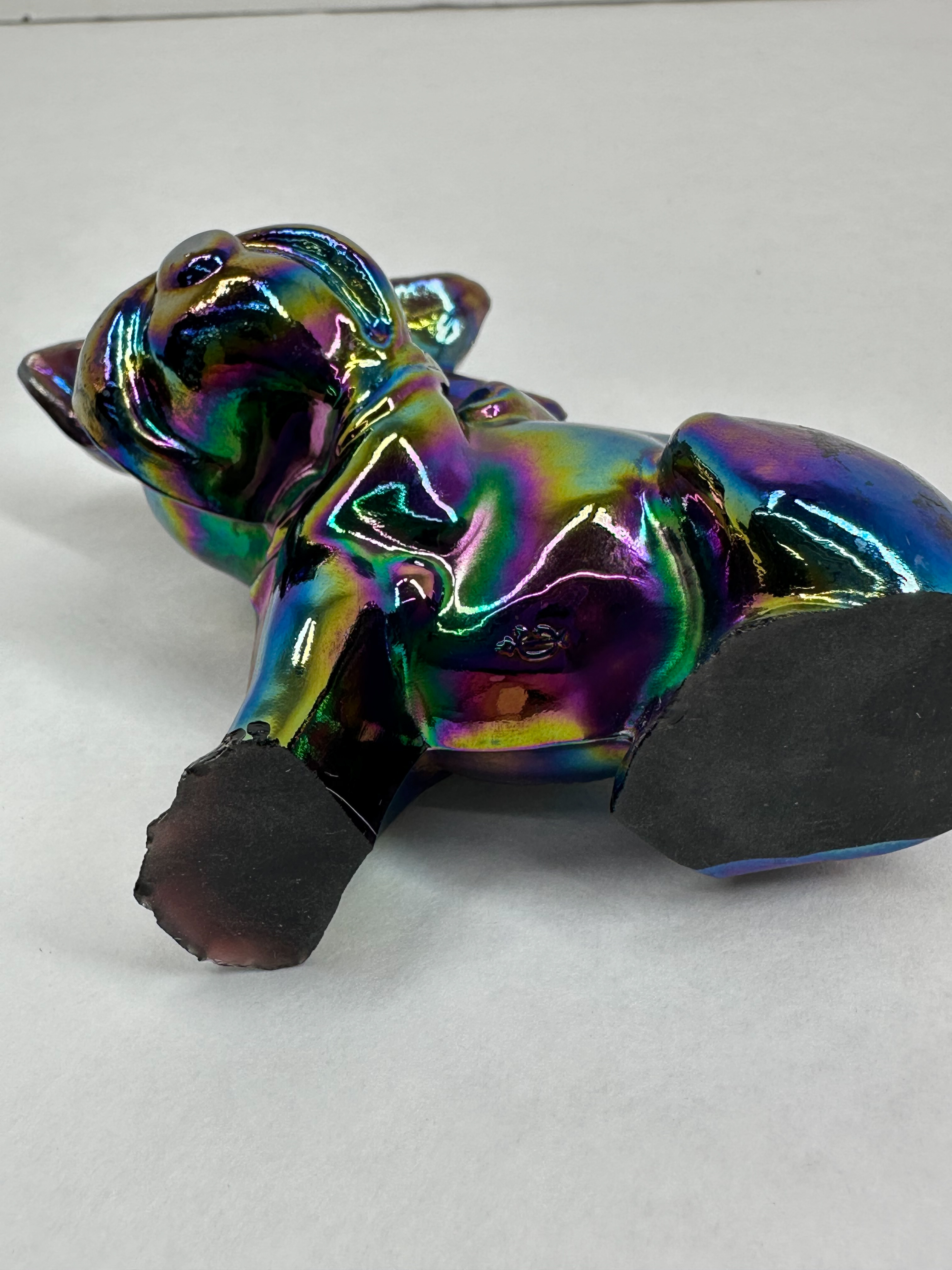 FENTON IRIDESCENT GLASS BULLDOG, 1970S
