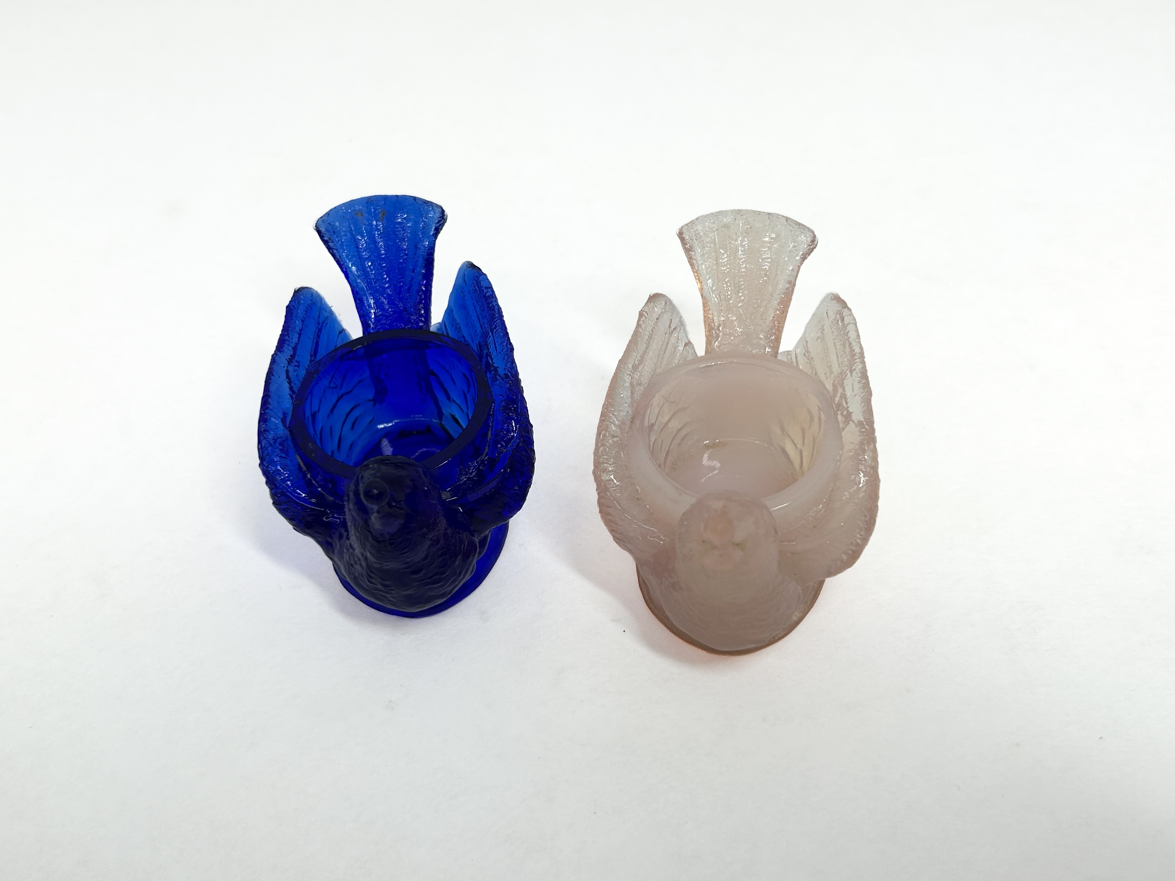 BOYD'S PRESSED GLASS BIRD SALTS, 1980S