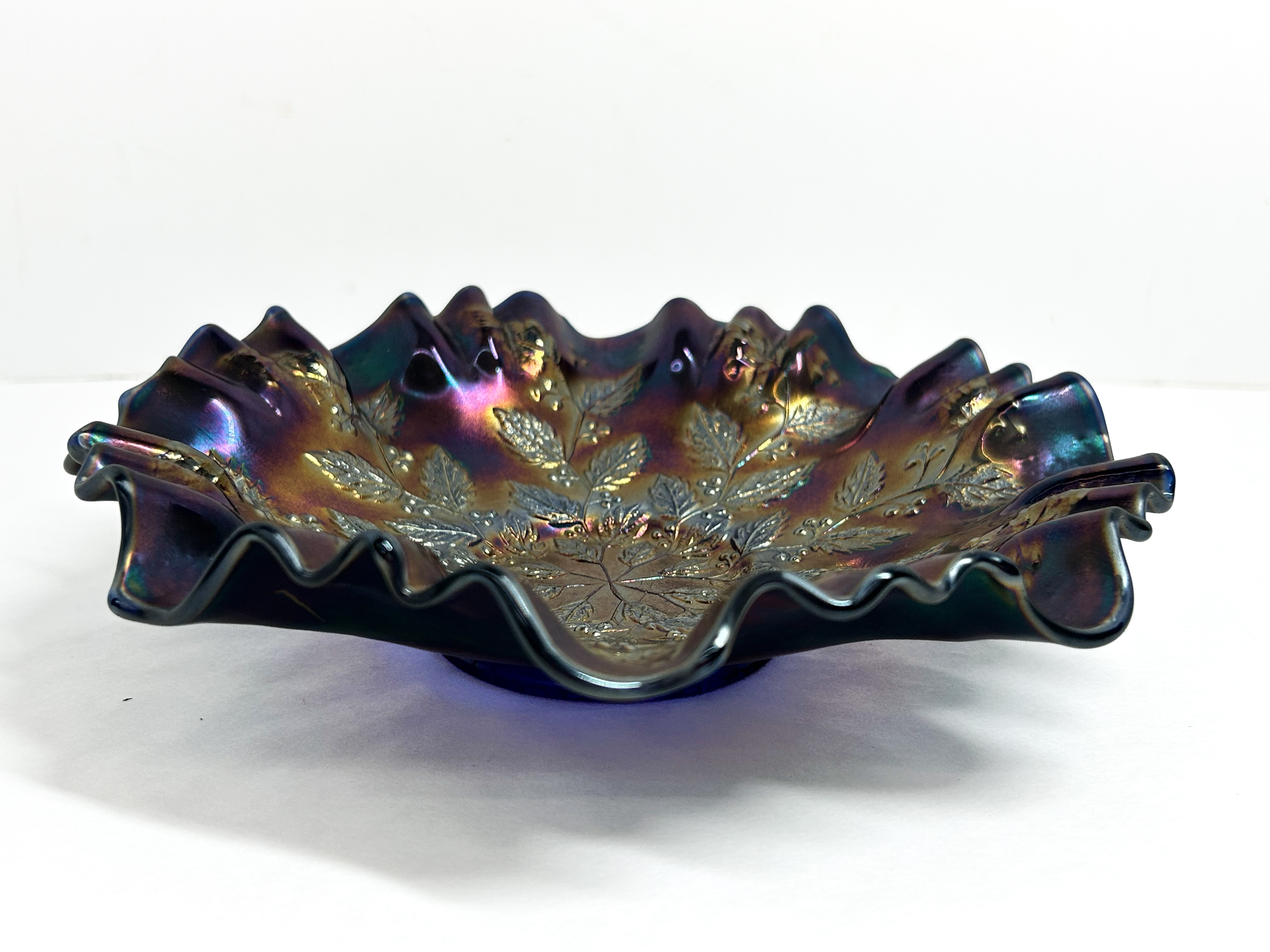 FENTON HOLLY CARNIVAL GLASS BOWL