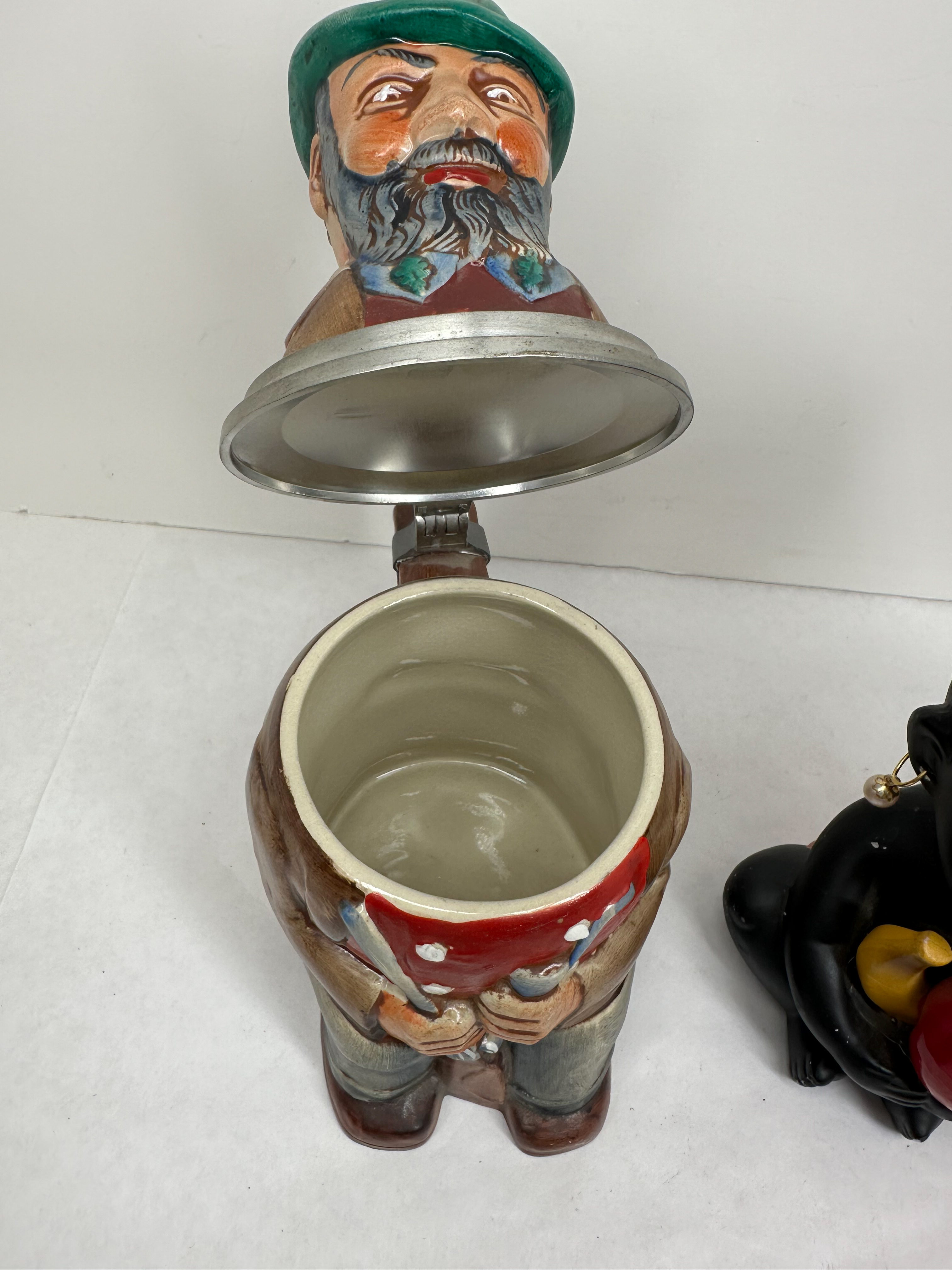 KENMAR CERAMIC BANK AND CHARACTER STEIN, 1950S