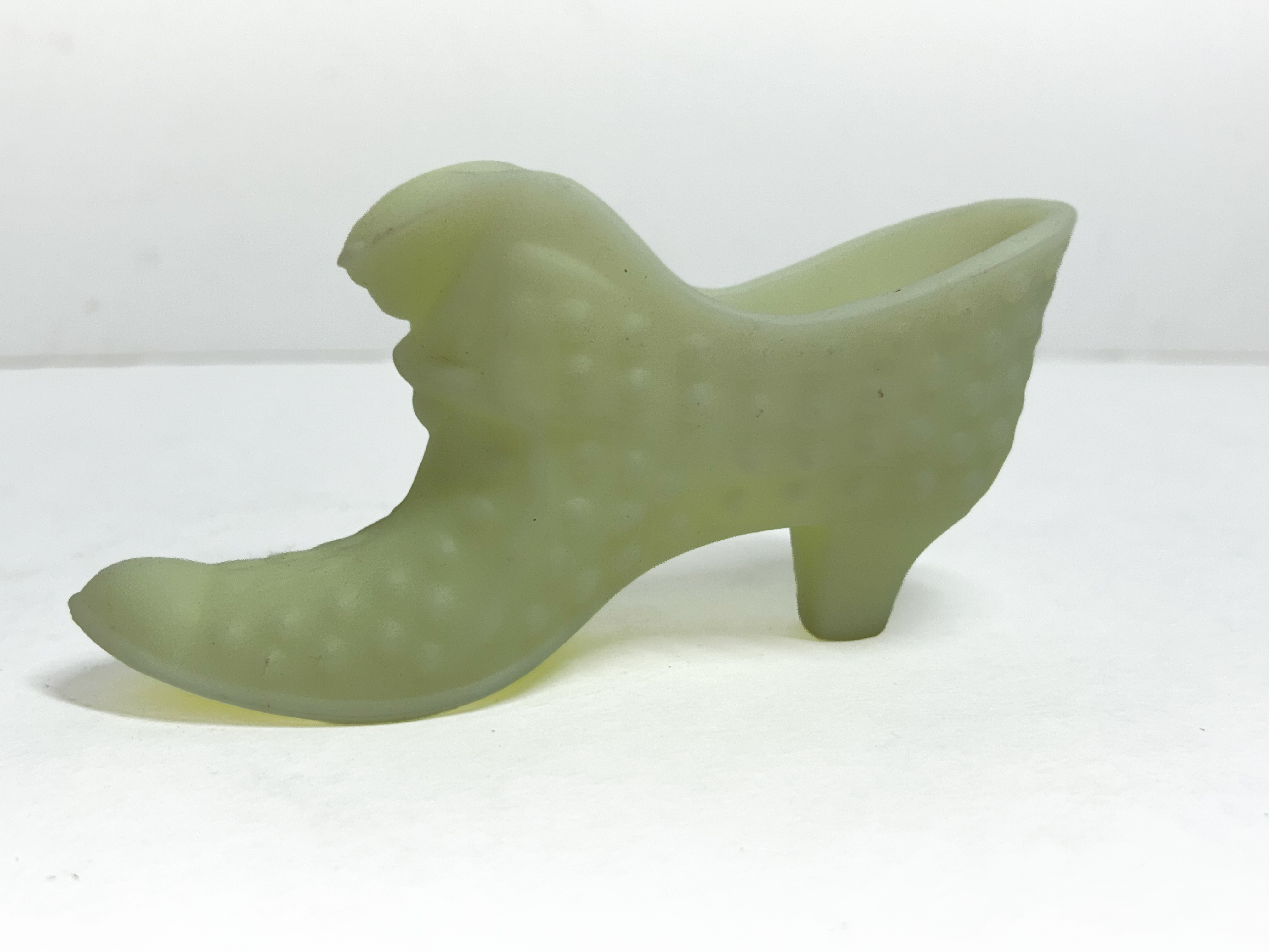 FENTON URANIUM HOBNAIL SLIPPER, VINTAGE