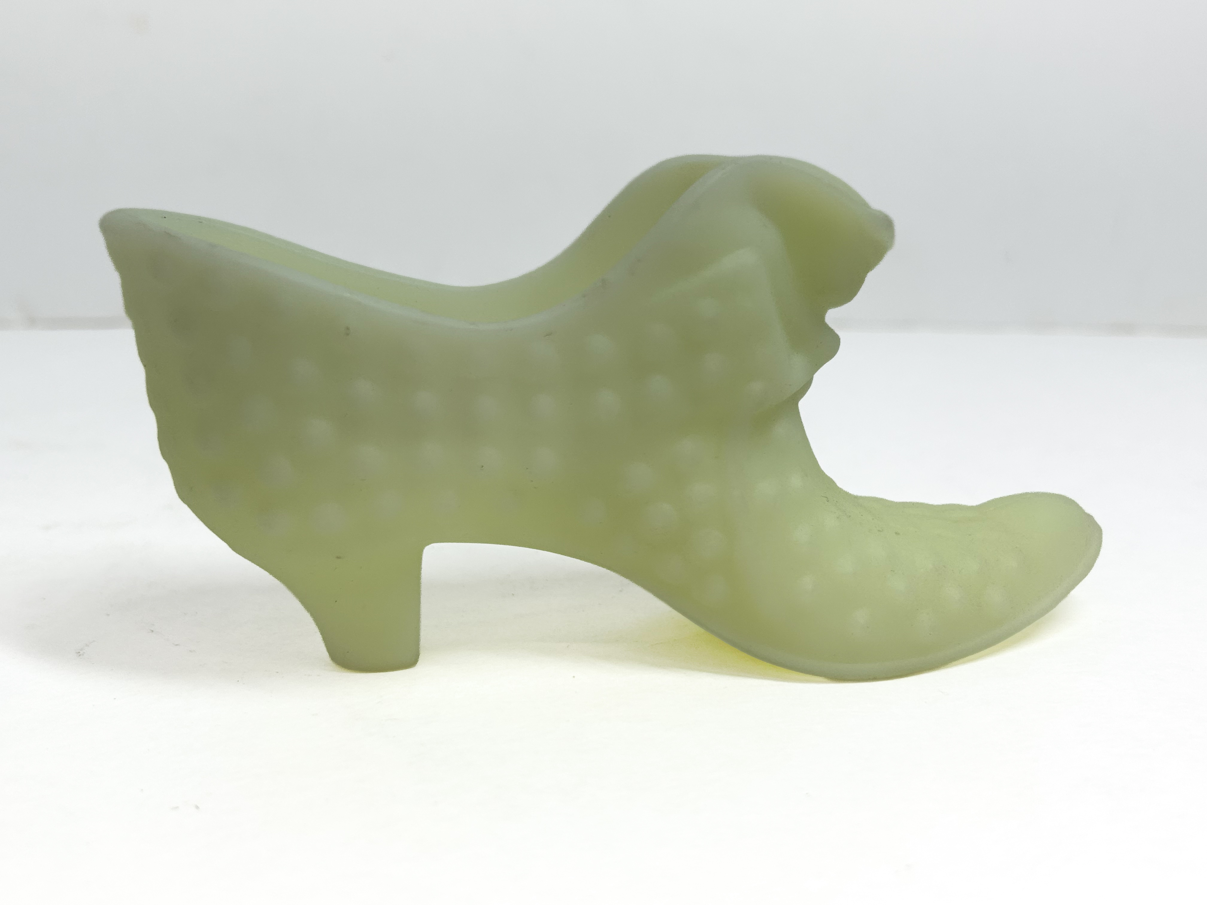 FENTON URANIUM HOBNAIL SLIPPER, VINTAGE