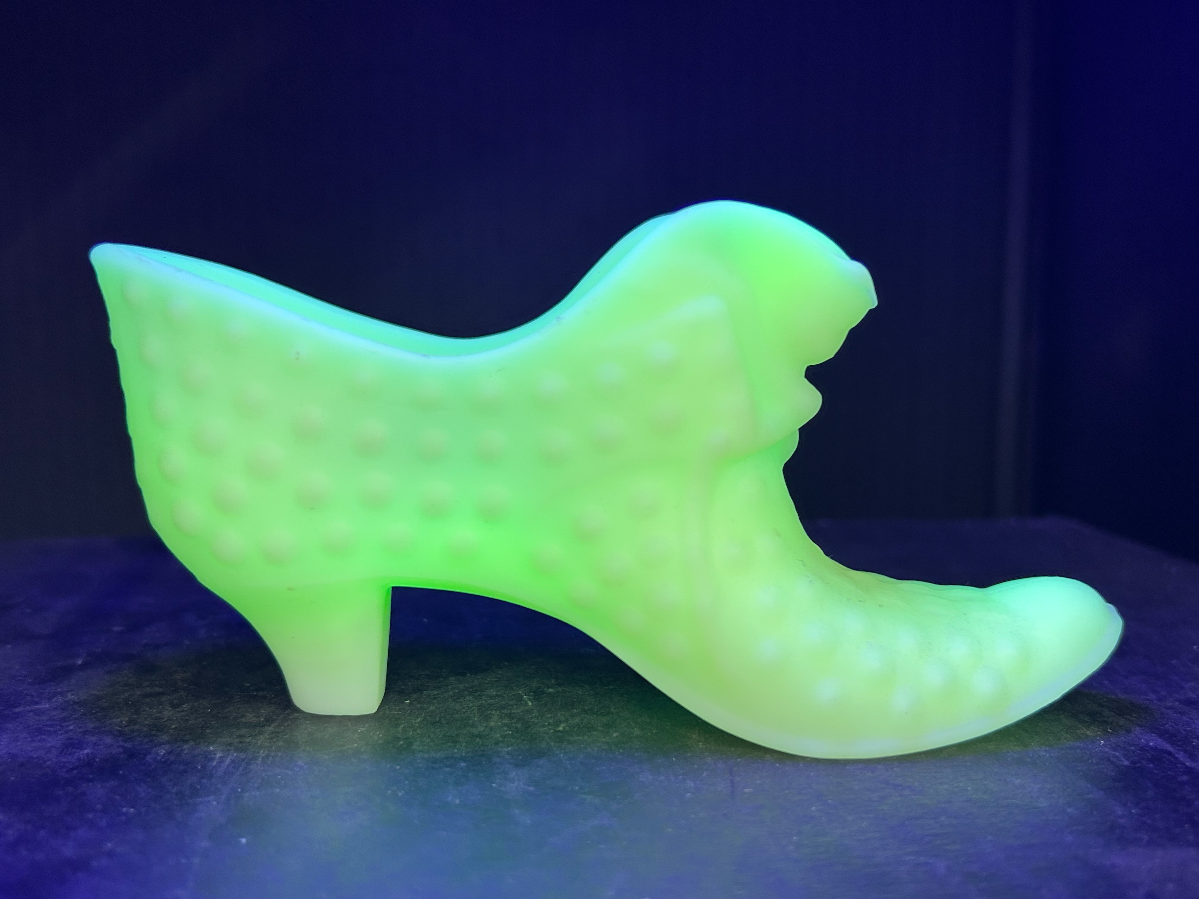 FENTON URANIUM HOBNAIL SLIPPER, VINTAGE