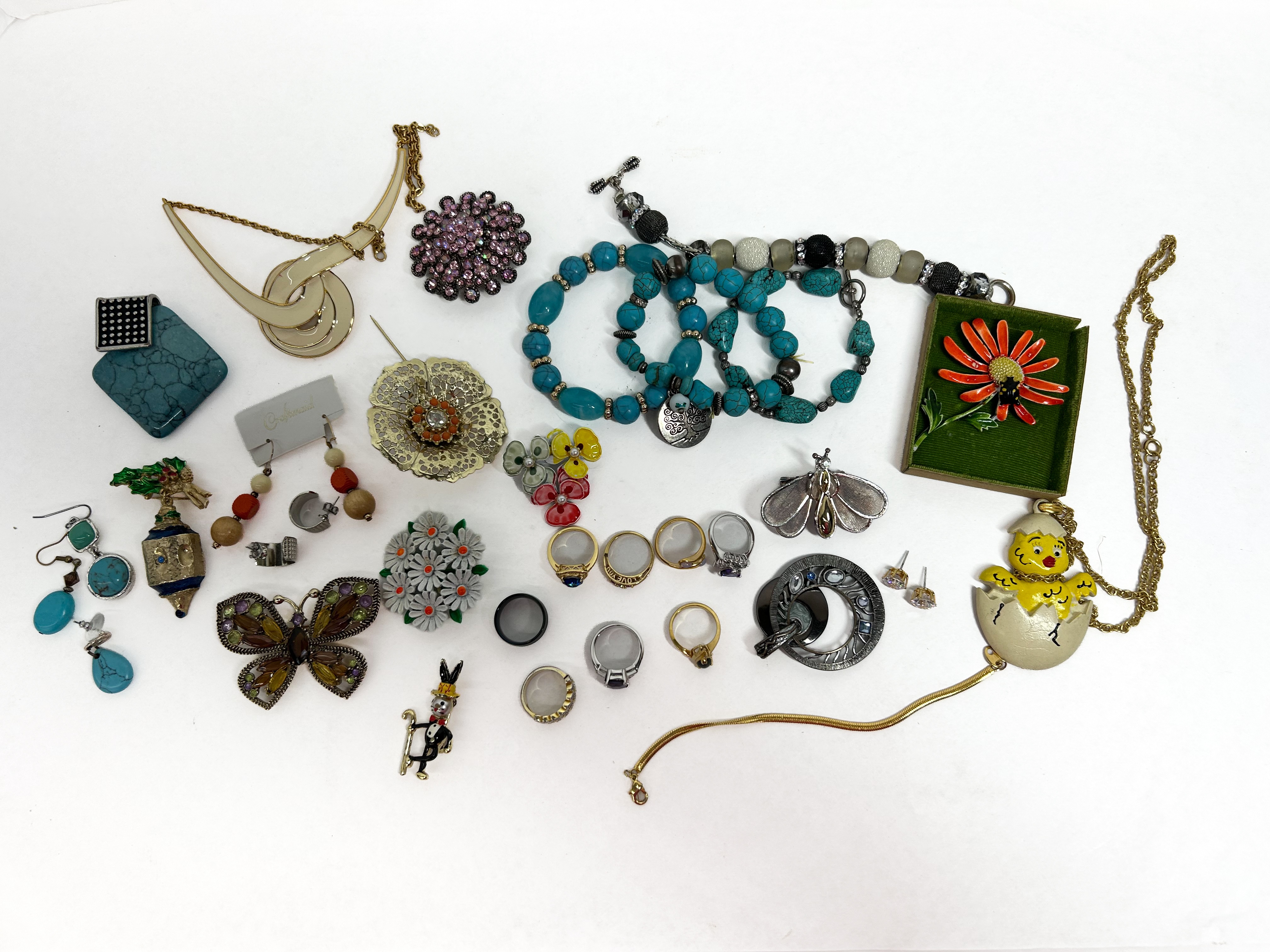 VARIOUS COSTUME JEWELRY, 20TH CENTURY