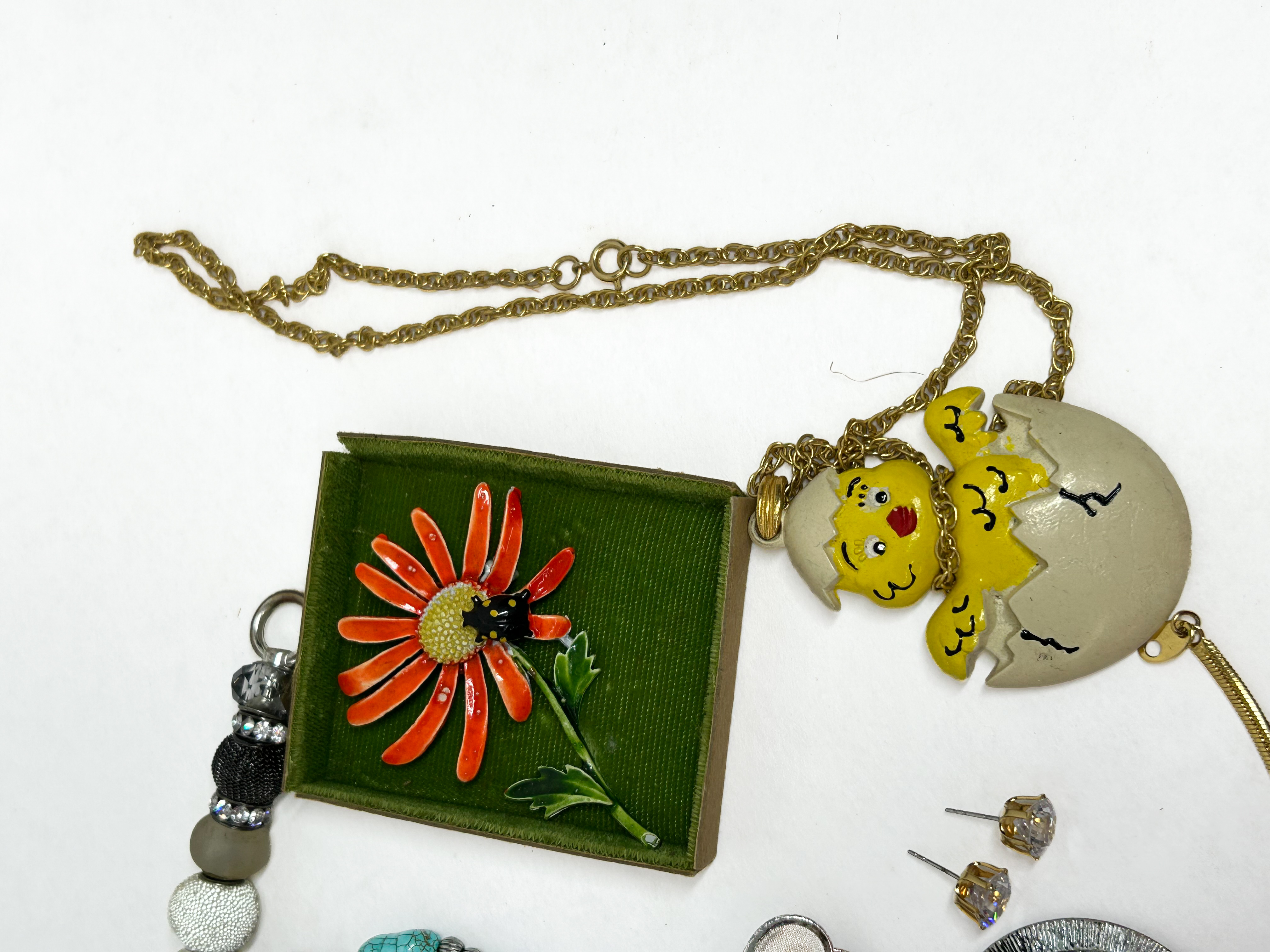 VARIOUS COSTUME JEWELRY, 20TH CENTURY