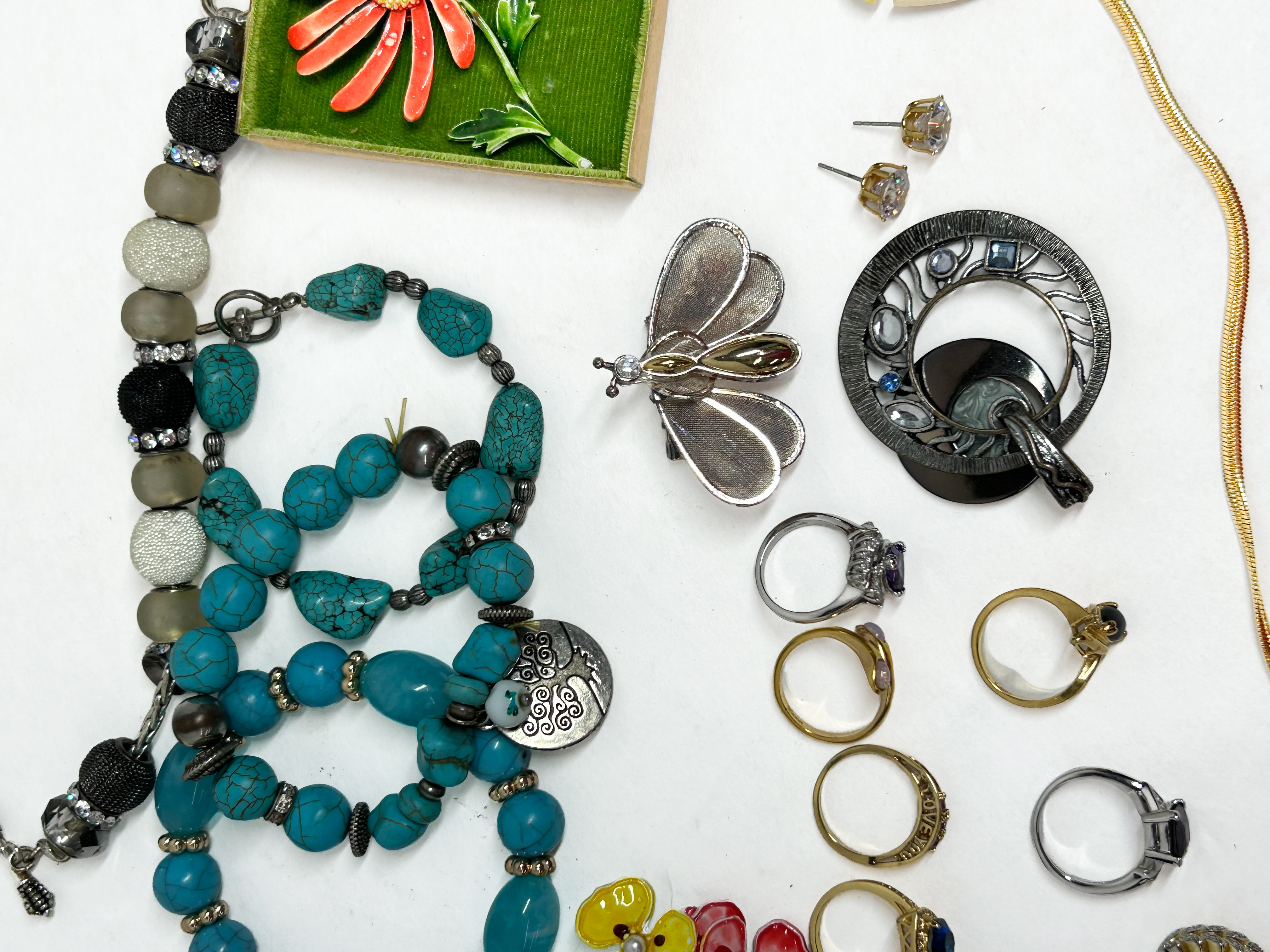 VARIOUS COSTUME JEWELRY, 20TH CENTURY