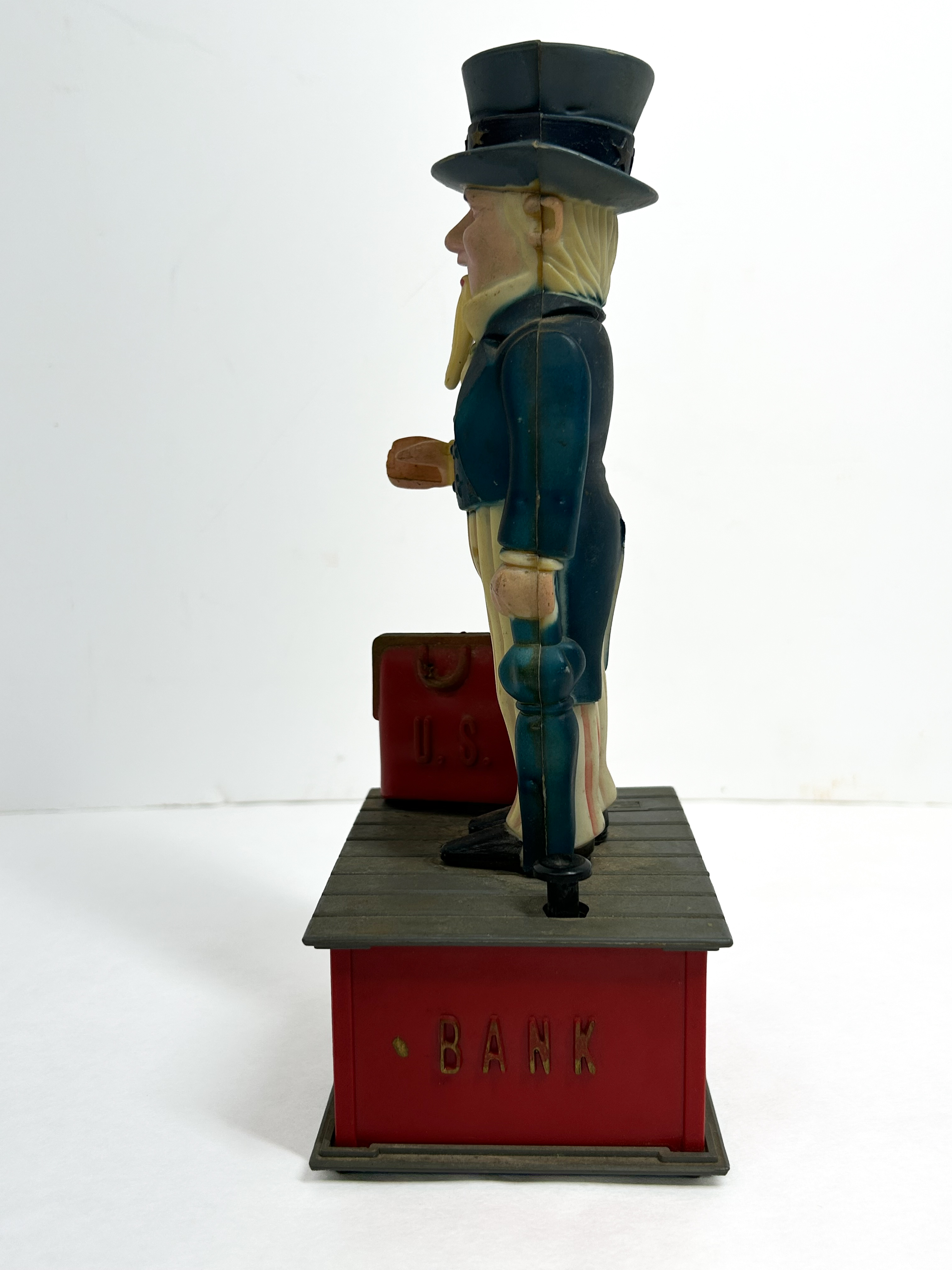 EMSON CAST UNCLE SAM BANK CIRCA 1970