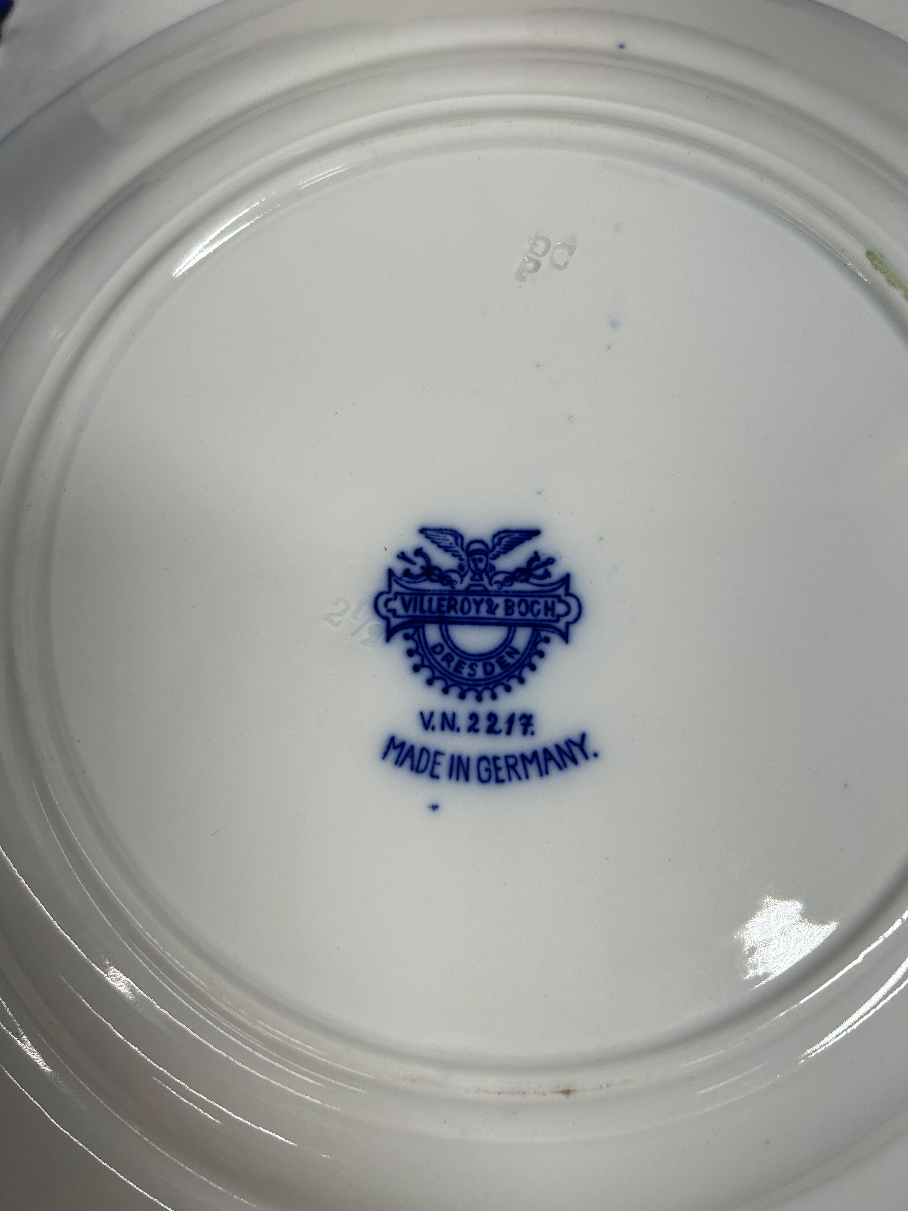 VARIOUS MAKERS, VINTAGE COLLECTIBLES GROUP, 1922-1946
