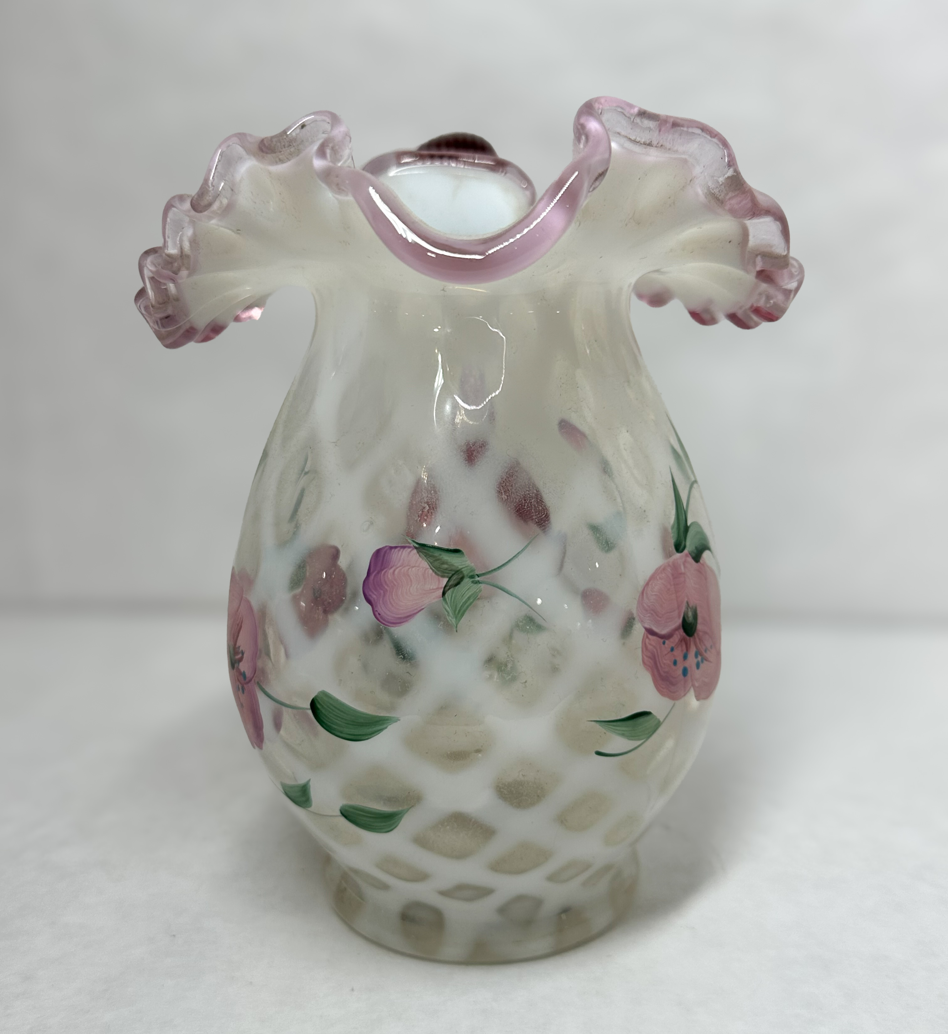 FENTON LATTICE GLASS PITCHER, 1990S