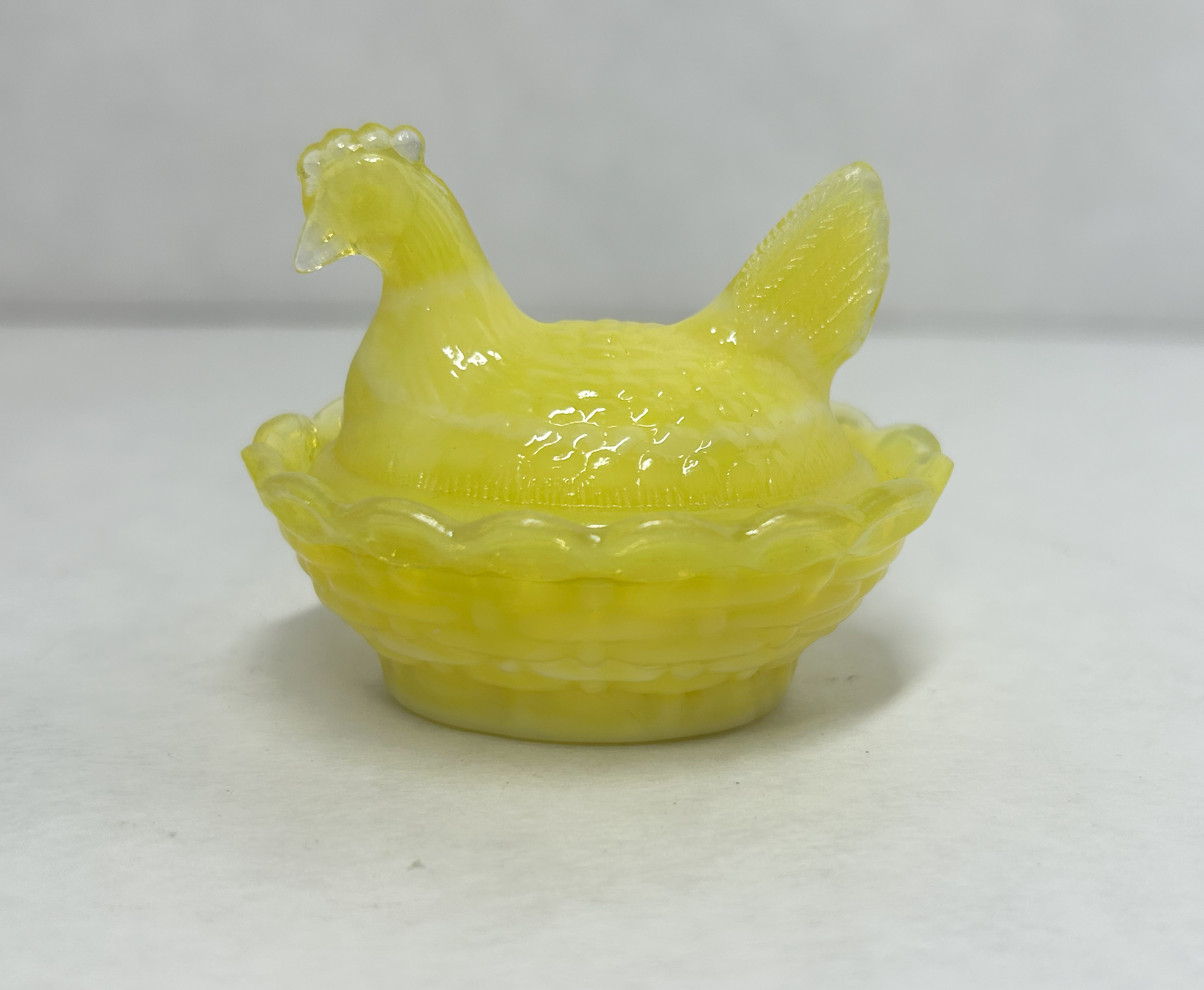 BOYD HARVEST GOLD MINI HEN ON NEST