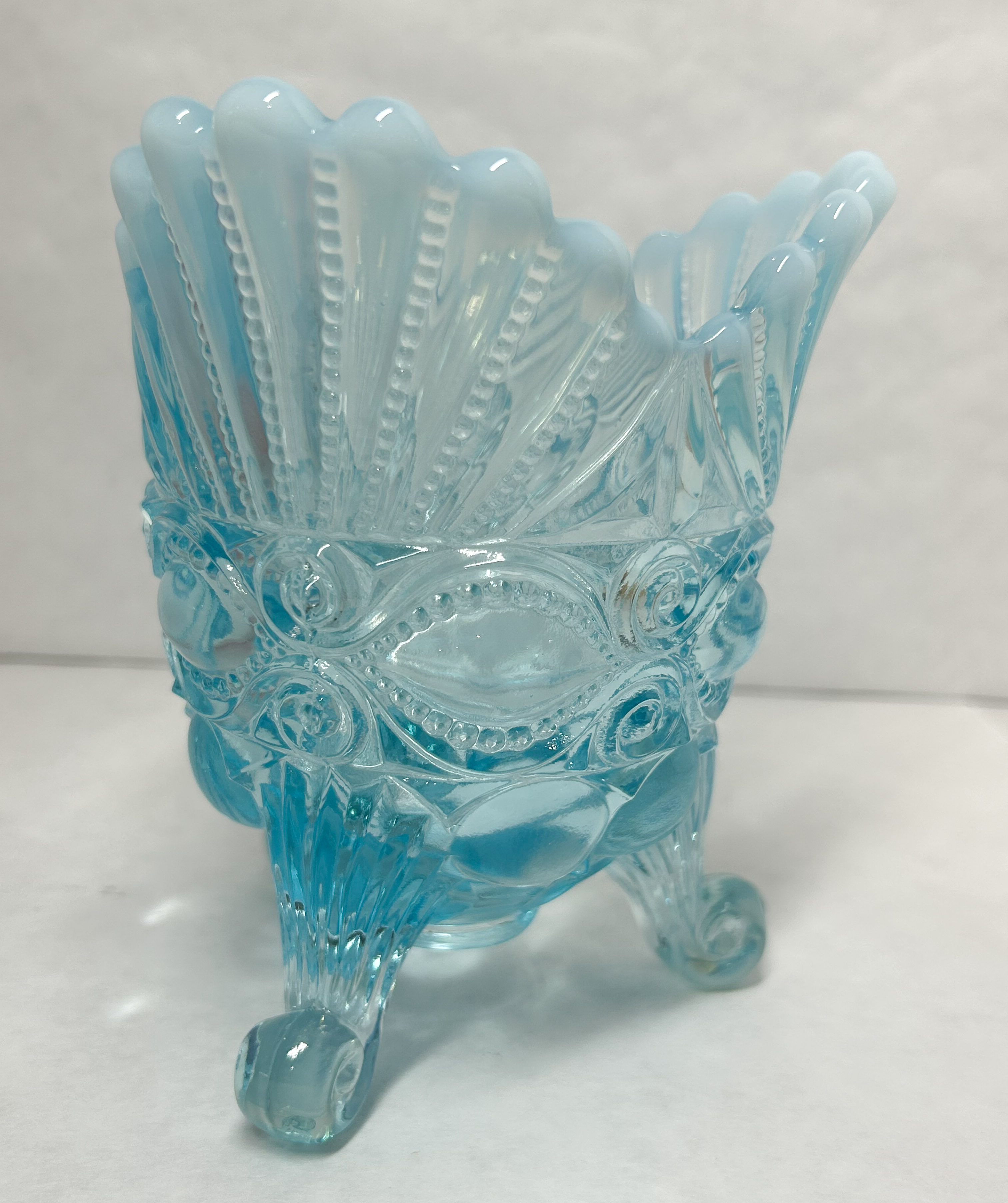 MOSSER BLUE OPALESCENT EYEWINKER SPOONER, 1990S