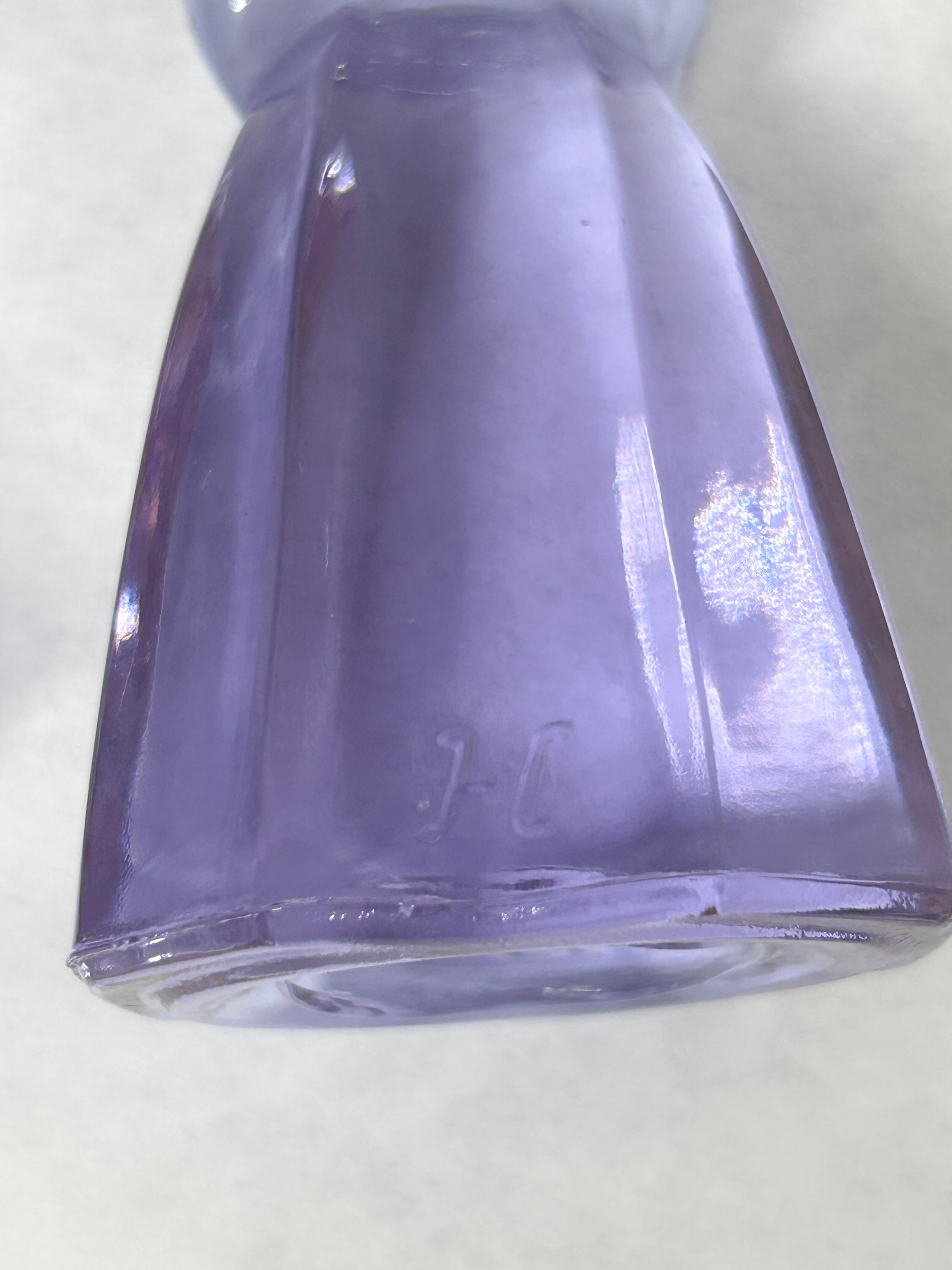 MOSSER PAIR OF LAVENDER GLASS JENNY AND JOSH