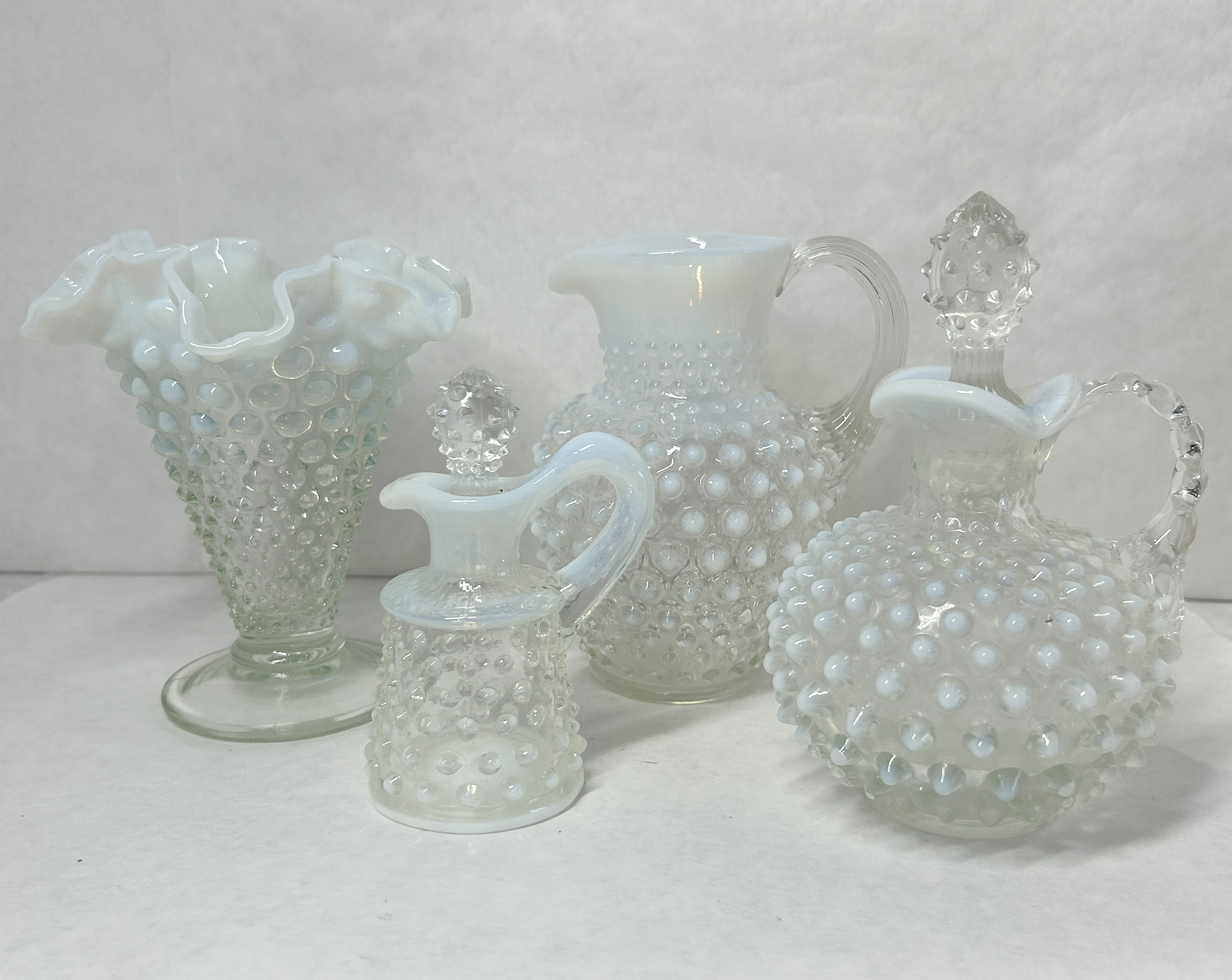 FENTON FRENCH OPALESCENT HOBNAIL GLASSWARE, MID-20TH CENTURY