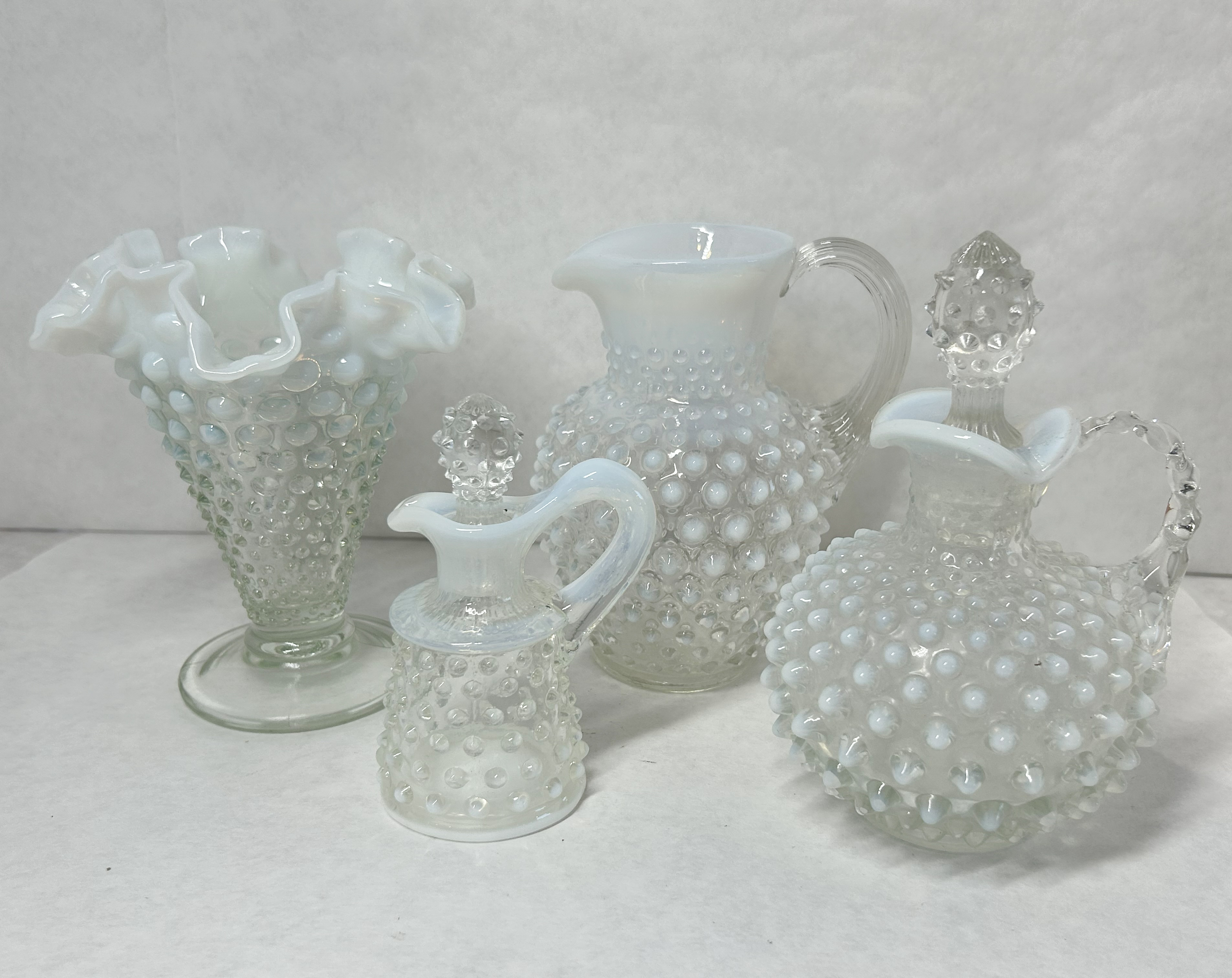 FENTON FRENCH OPALESCENT HOBNAIL GLASSWARE, MID-20TH CENTURY