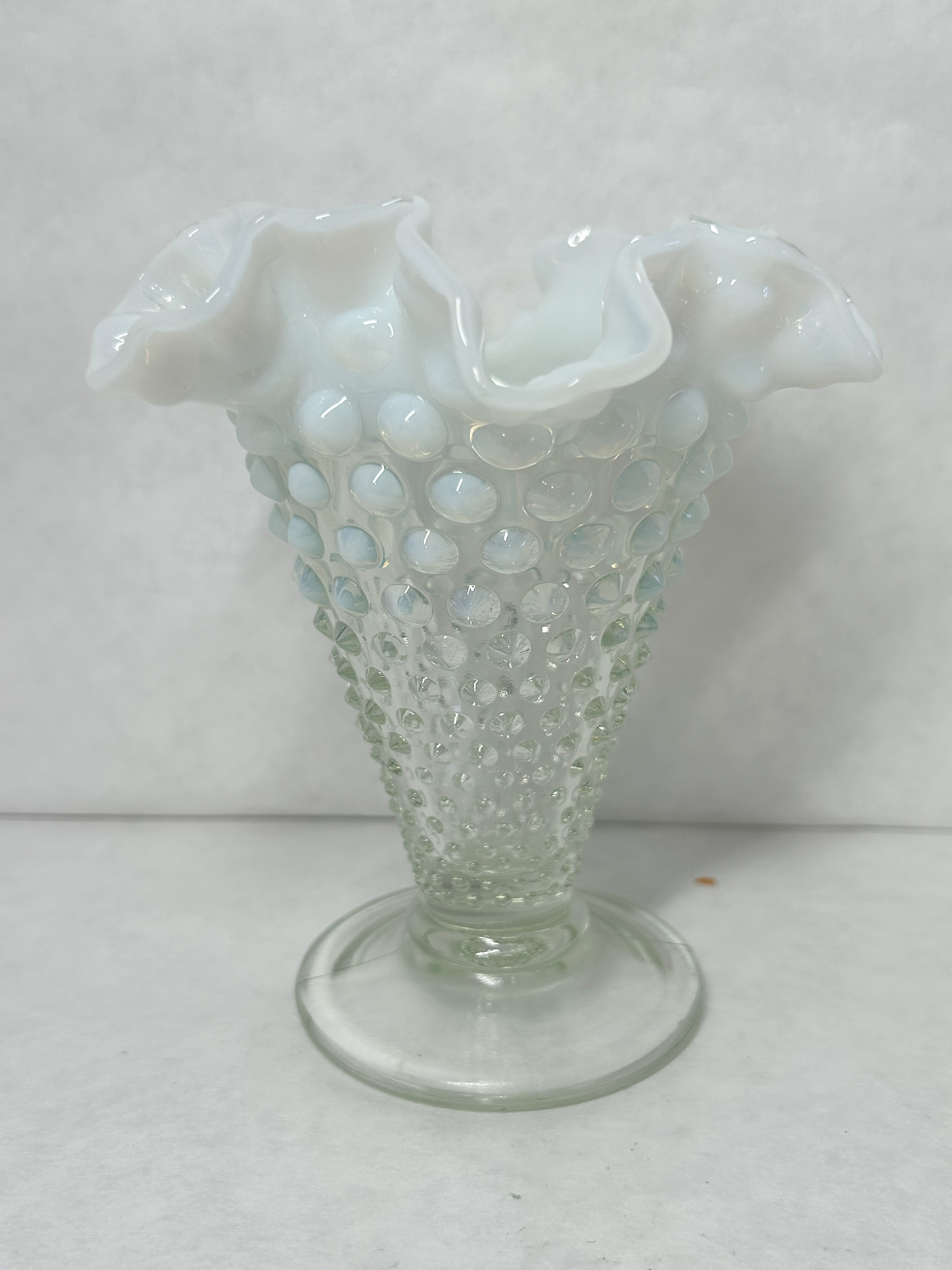 FENTON FRENCH OPALESCENT HOBNAIL GLASSWARE, MID-20TH CENTURY