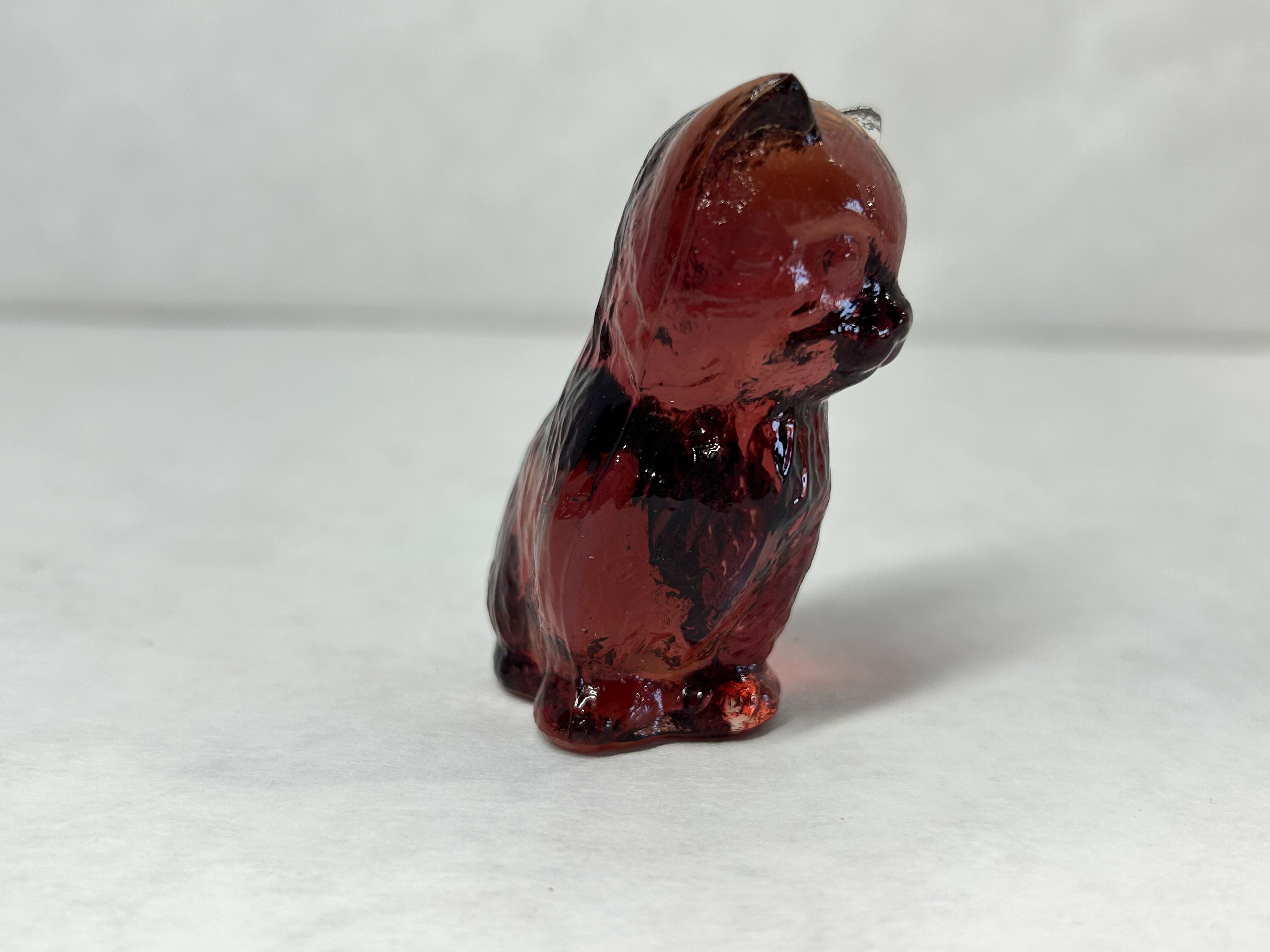 BOYD TRANSLUCENT RED MISS COTTON KITTY