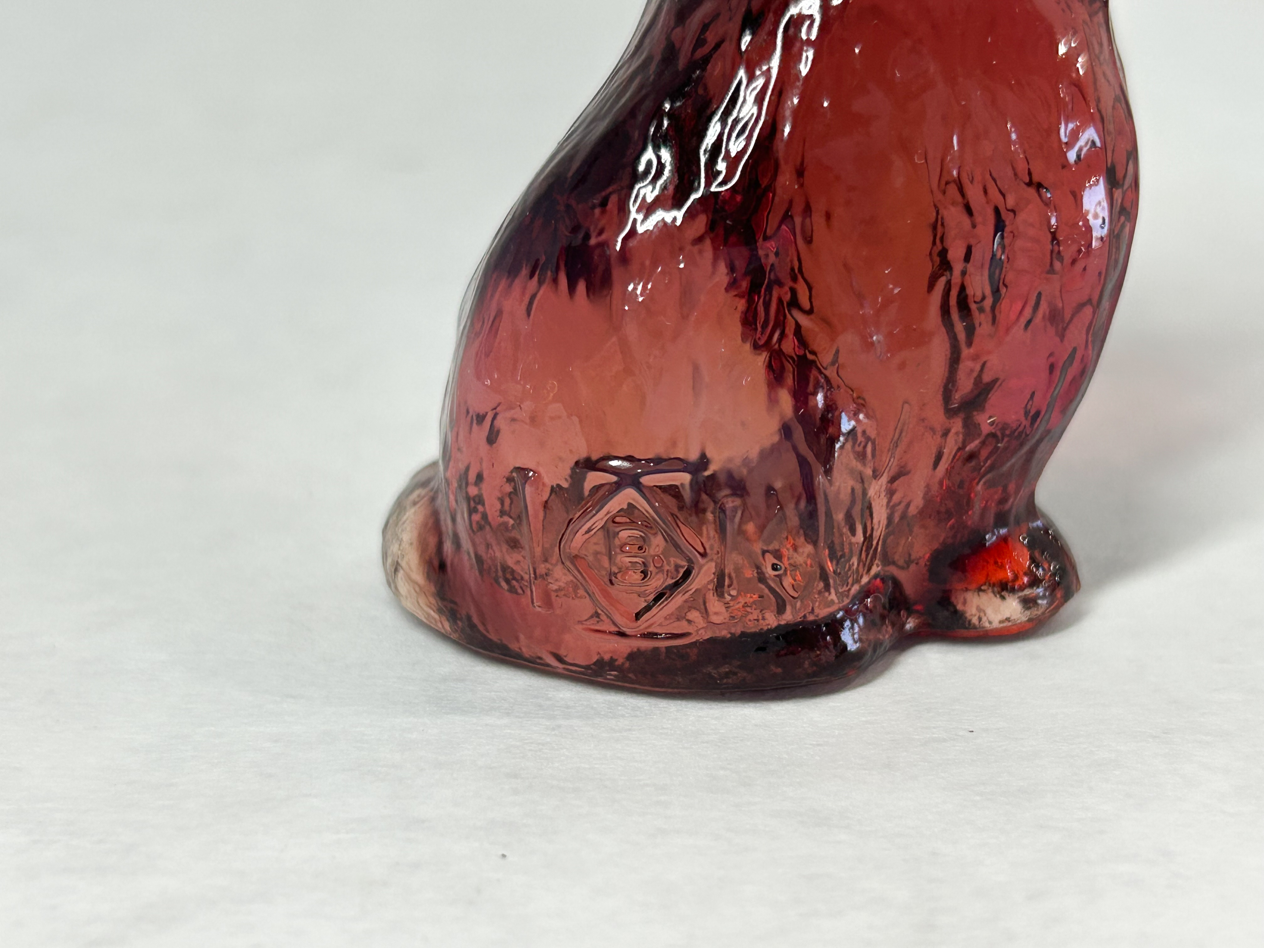 BOYD TRANSLUCENT RED MISS COTTON KITTY