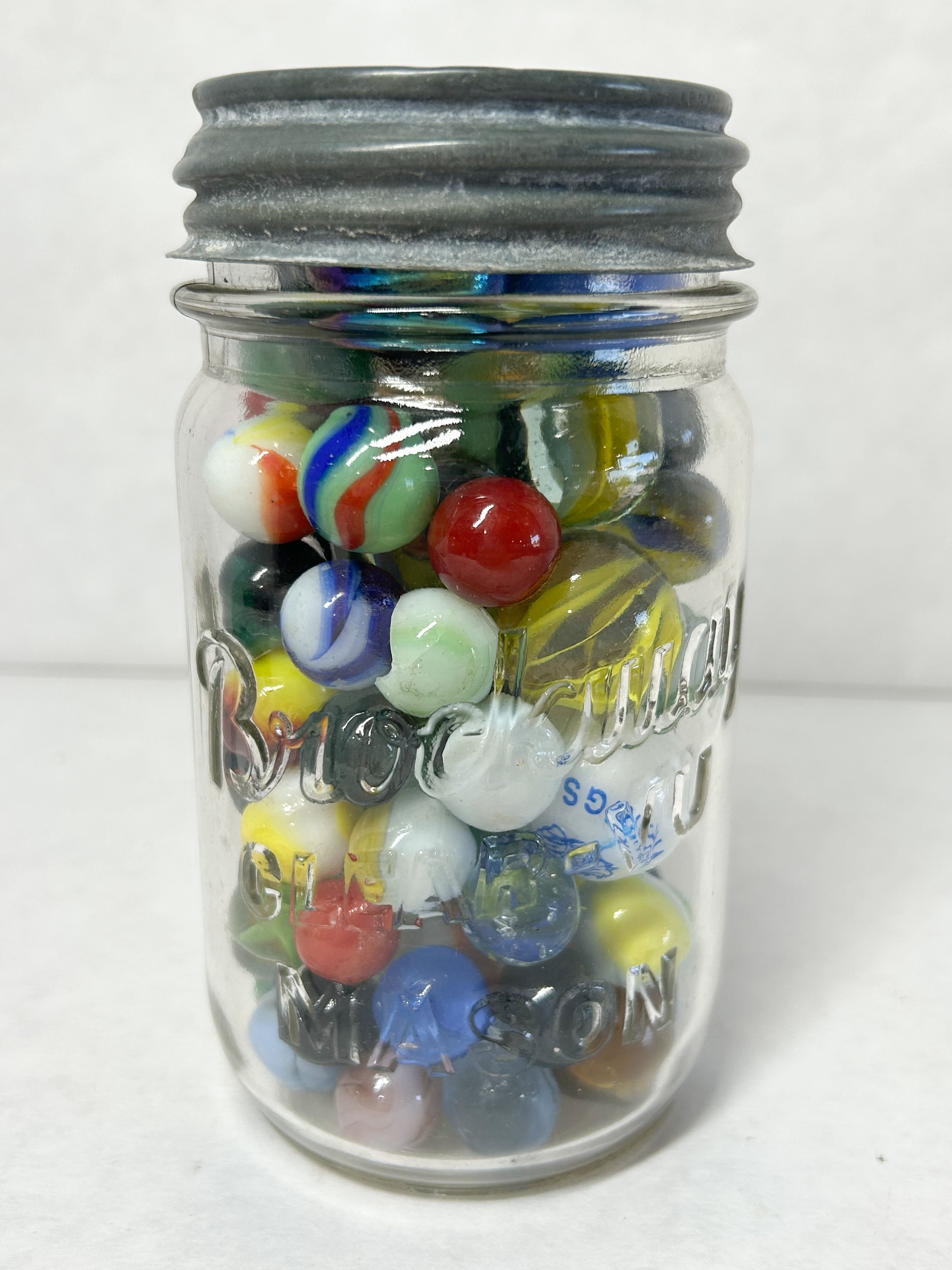 BROCKWAY GLASS JAR OF VINTAGE MARBLES