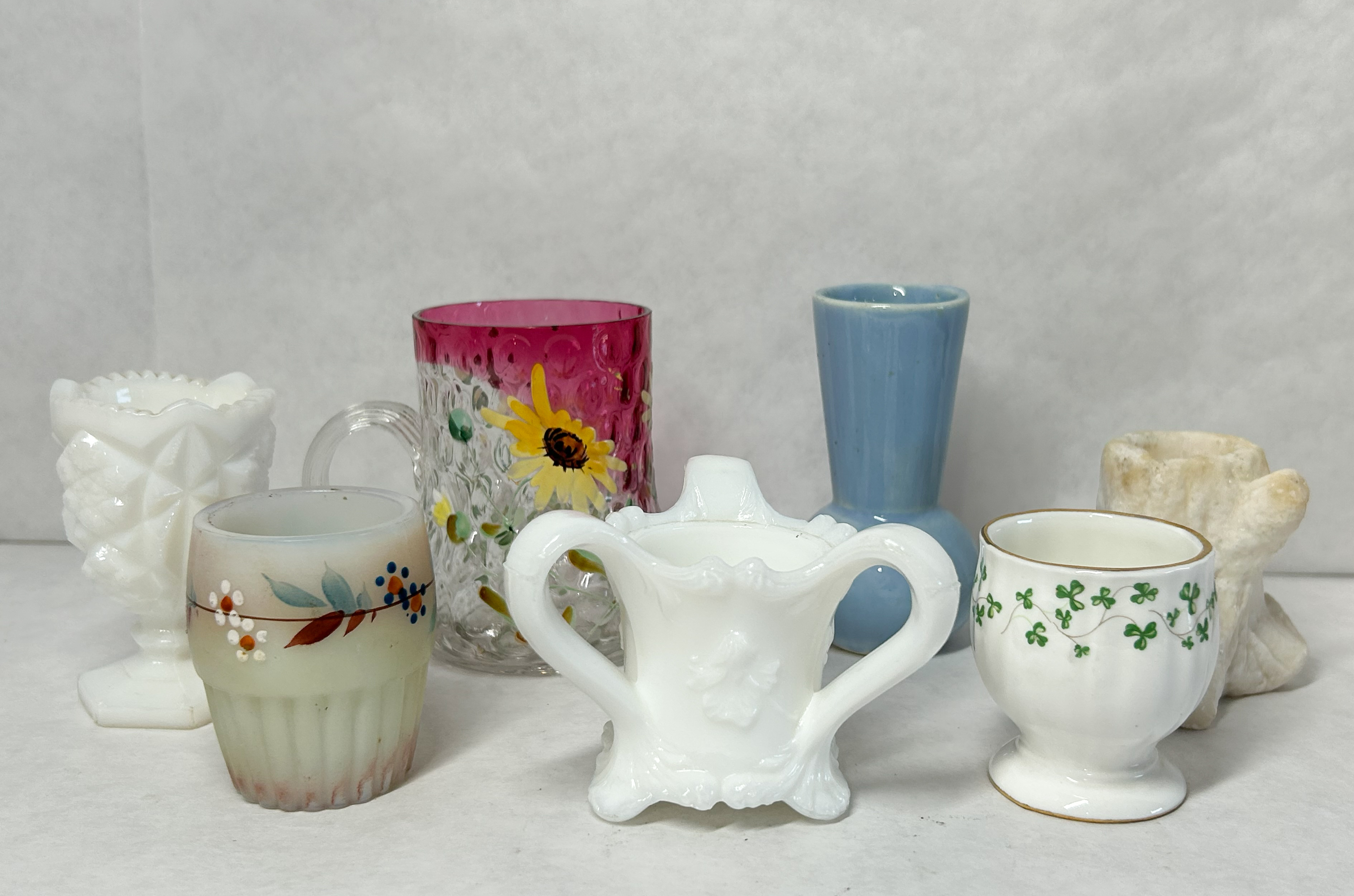 VICTORIAN GLASS AND PORCELAIN VESSELS, LATE 19TH CENTURY