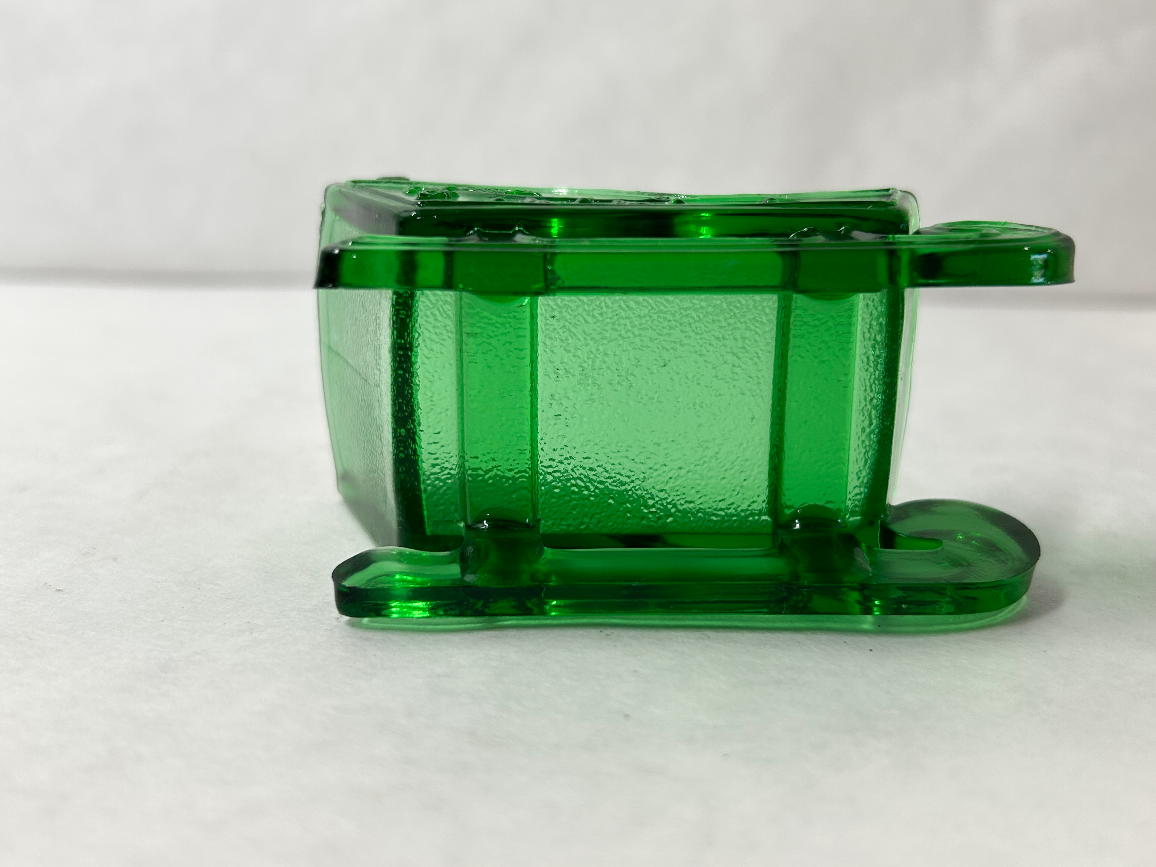 MOSSER GREEN GLASS HOLIDAY SLEIGH