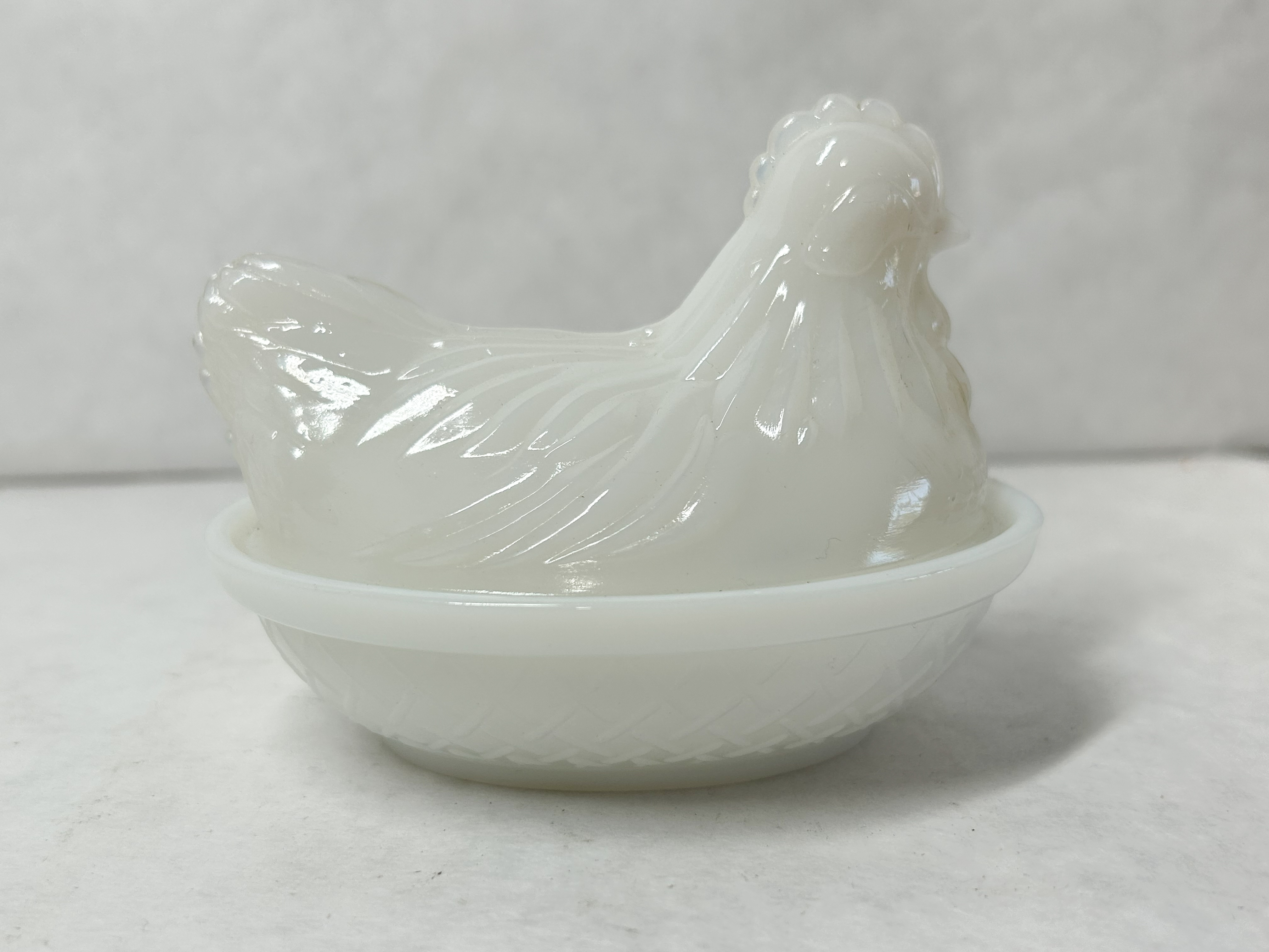 HAZEL ATLAS WHITE MILK GLASS HEN ON NEST