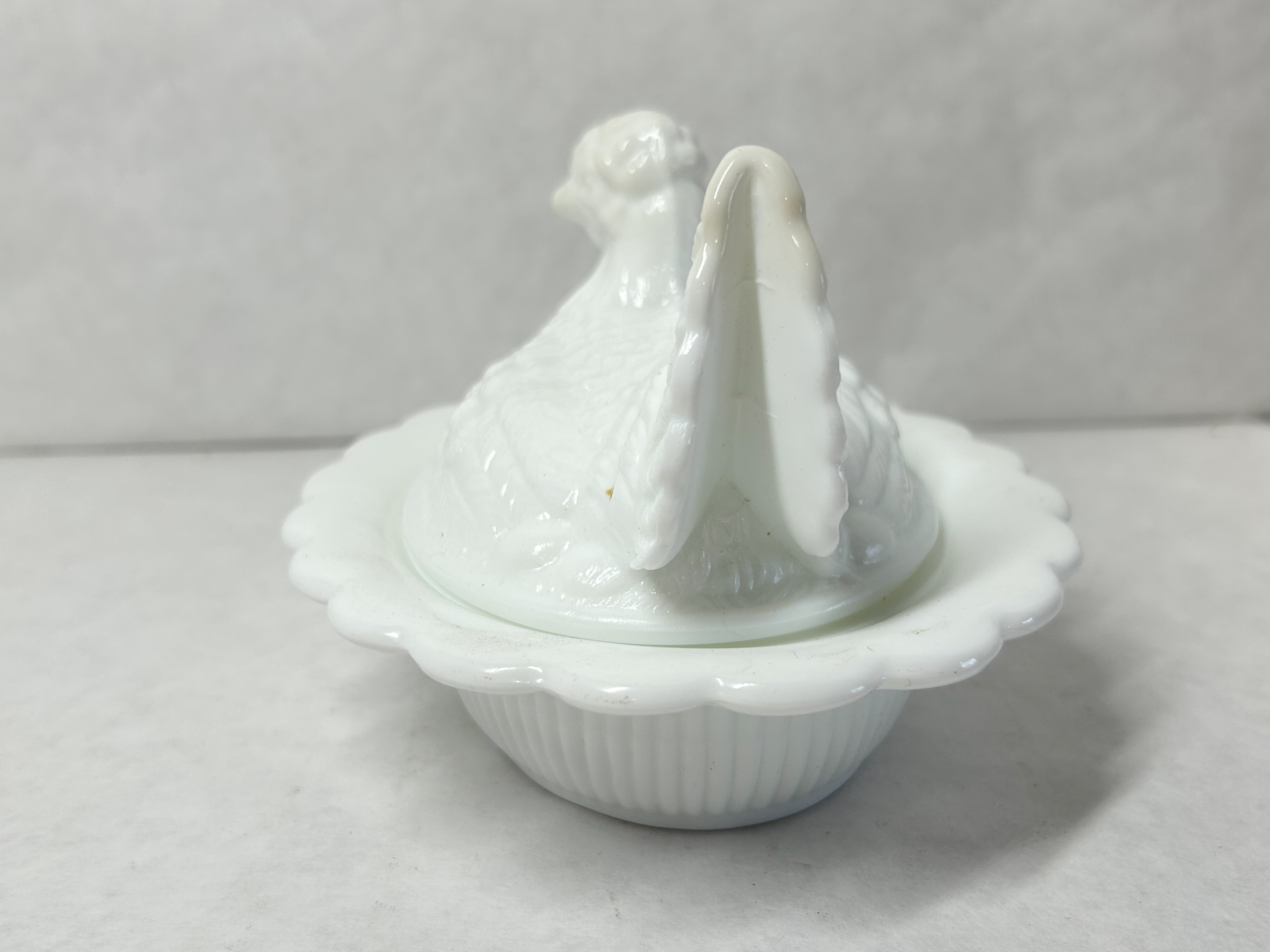 MOSSER MILK GLASS HEN ON NEST