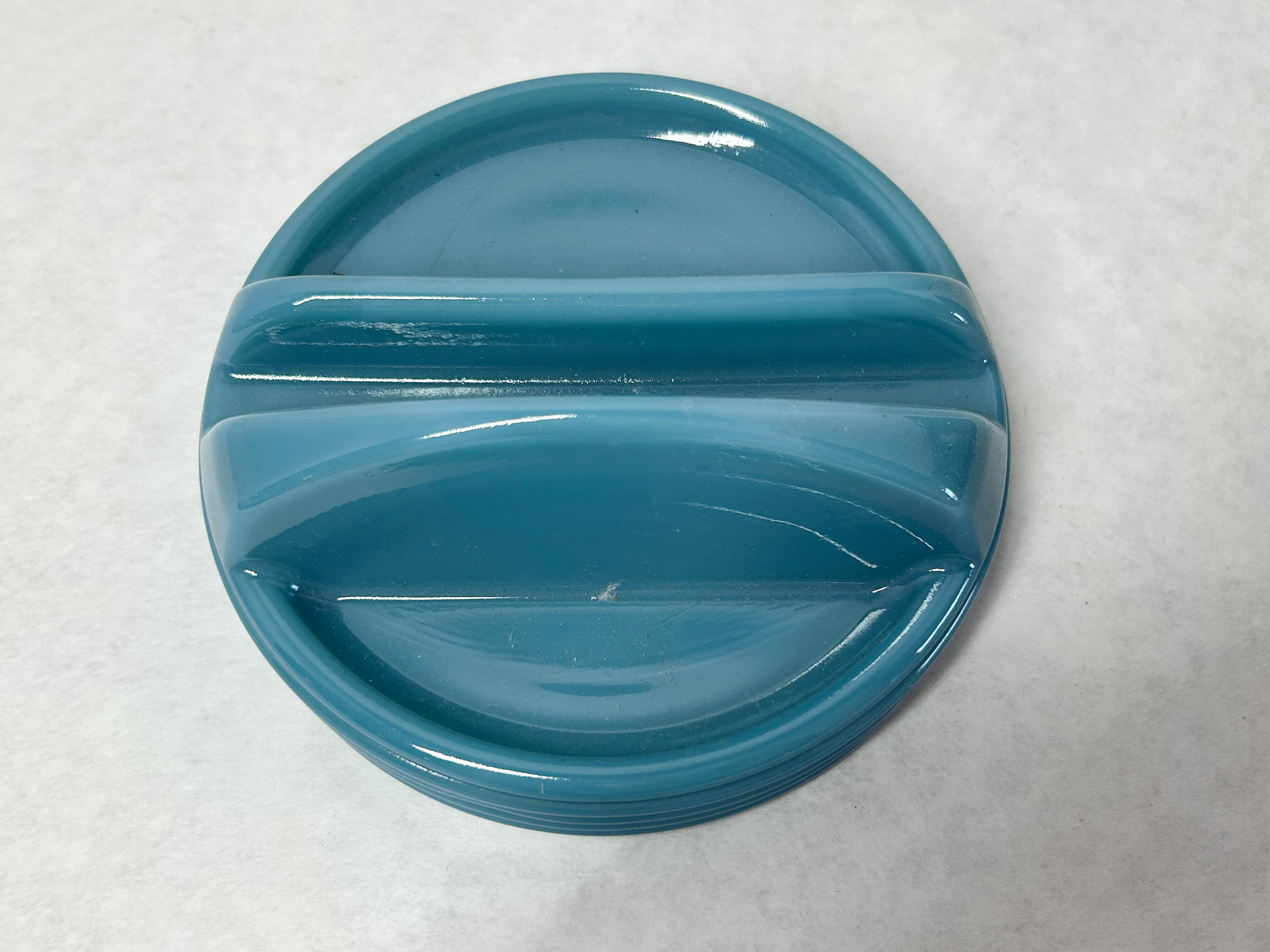 MOSSER TURQUOISE PHONE HOLDER