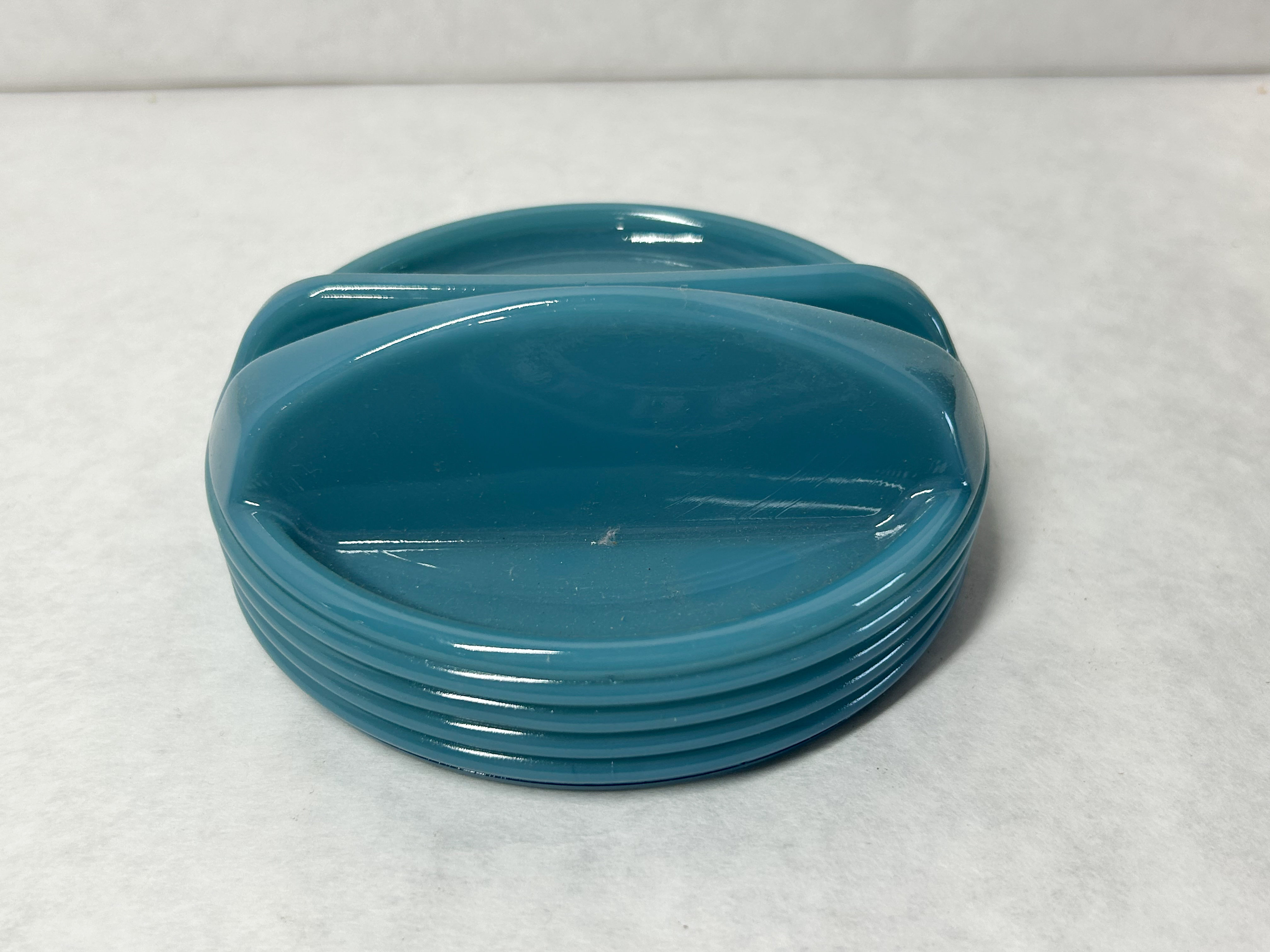 MOSSER TURQUOISE PHONE HOLDER