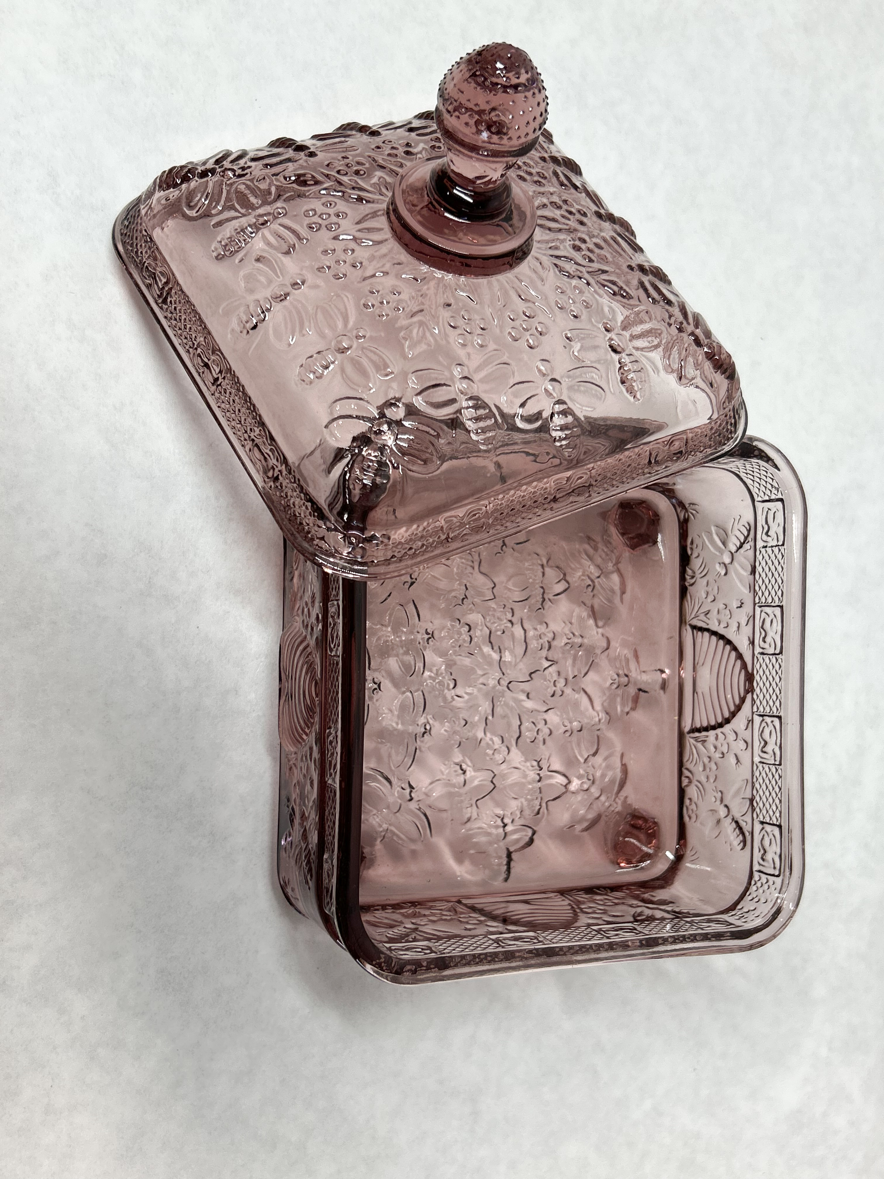 IMPERIAL AMETHYST GLASS BEE BOX