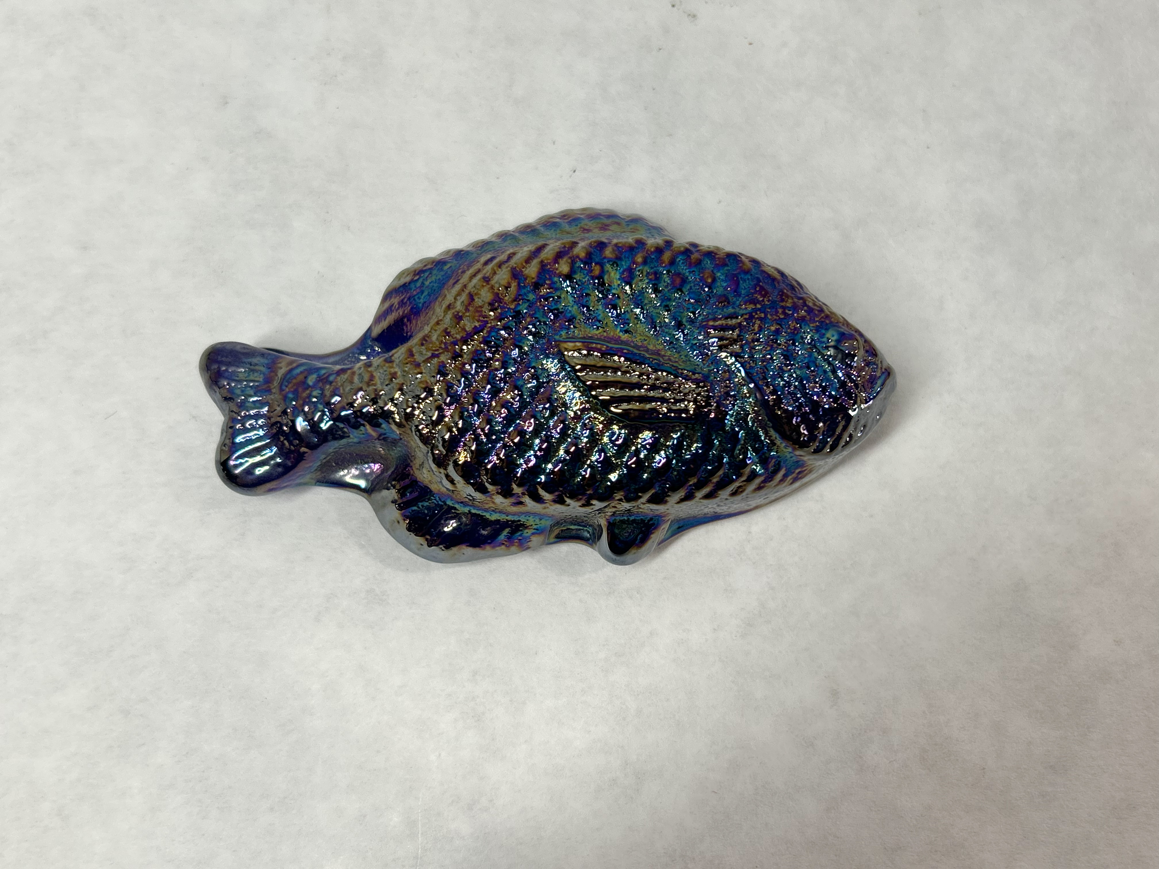 IRIDESCENT GLASS SUNFISH FIGURINE