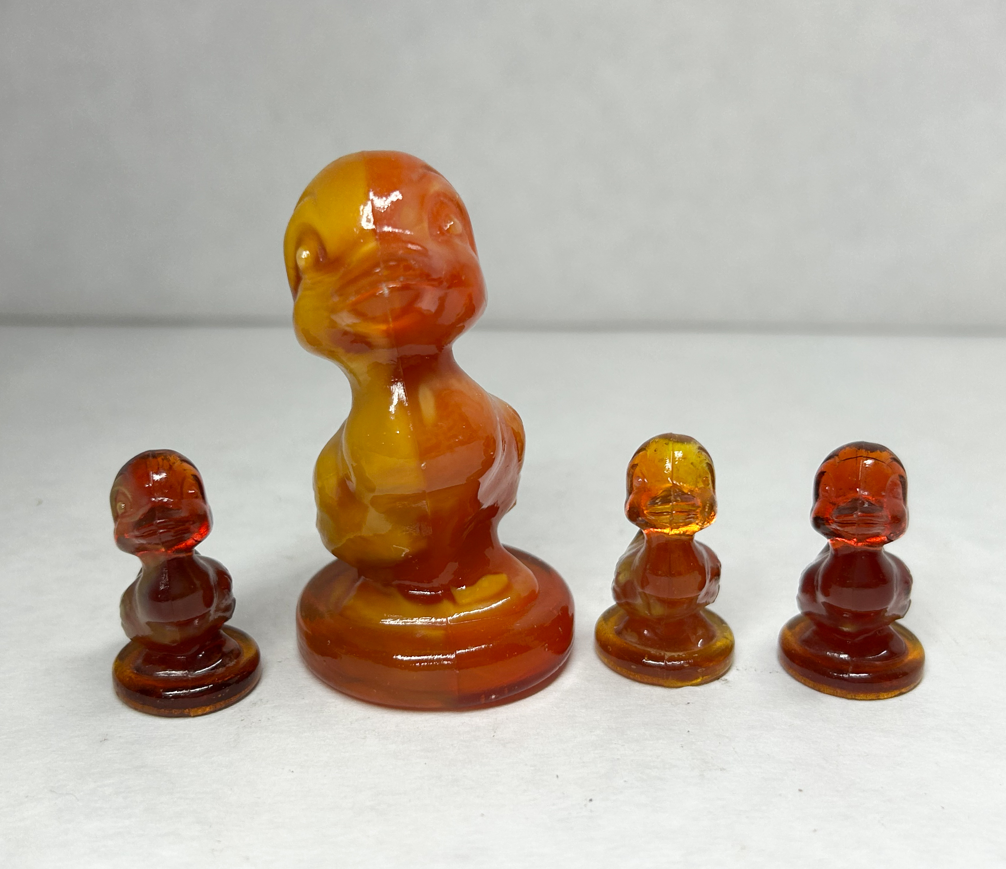 BOYD AMBERINA SLAG GLASS DEBBIE DUCK FAMILY