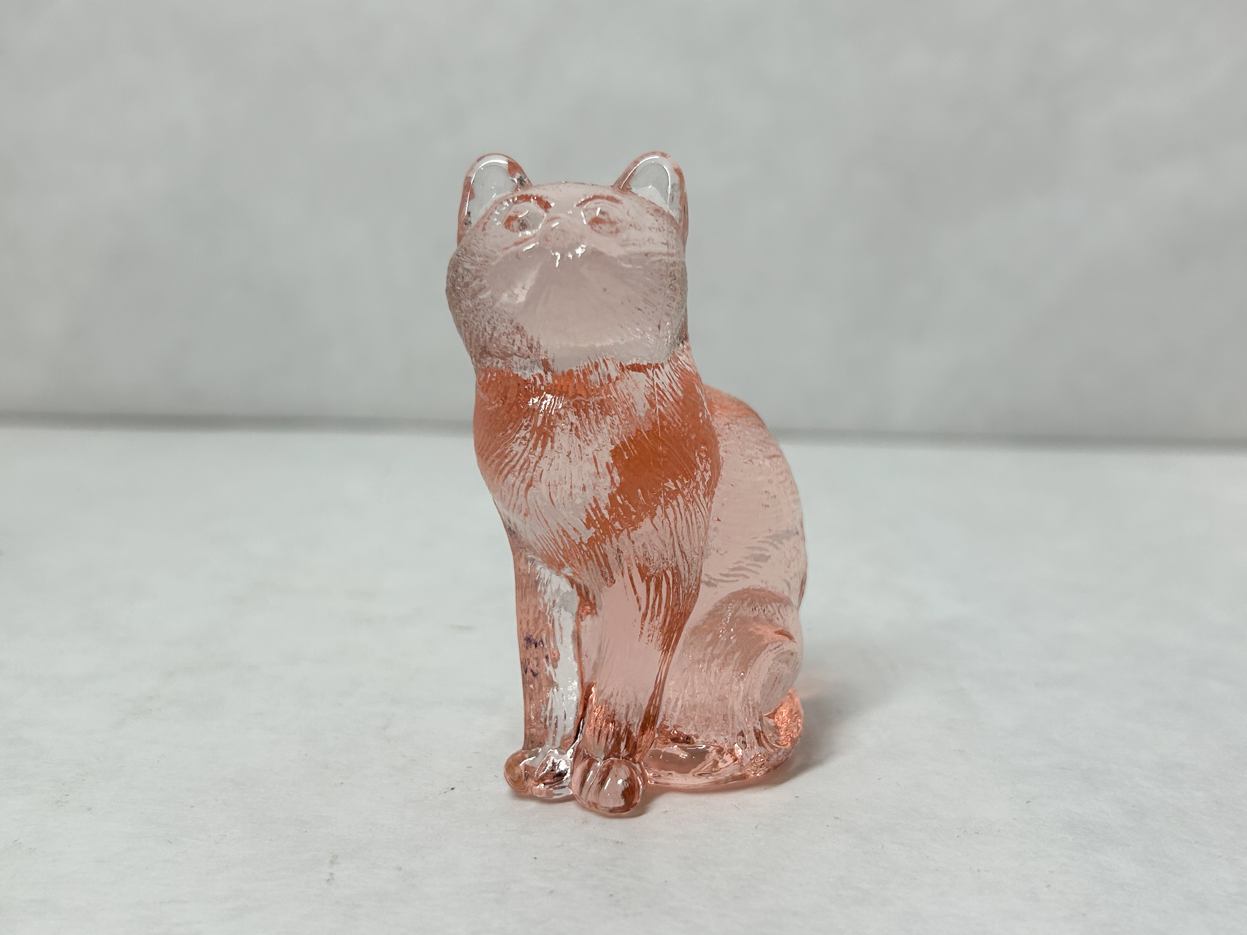 MOSSER PINK SITTING CAT