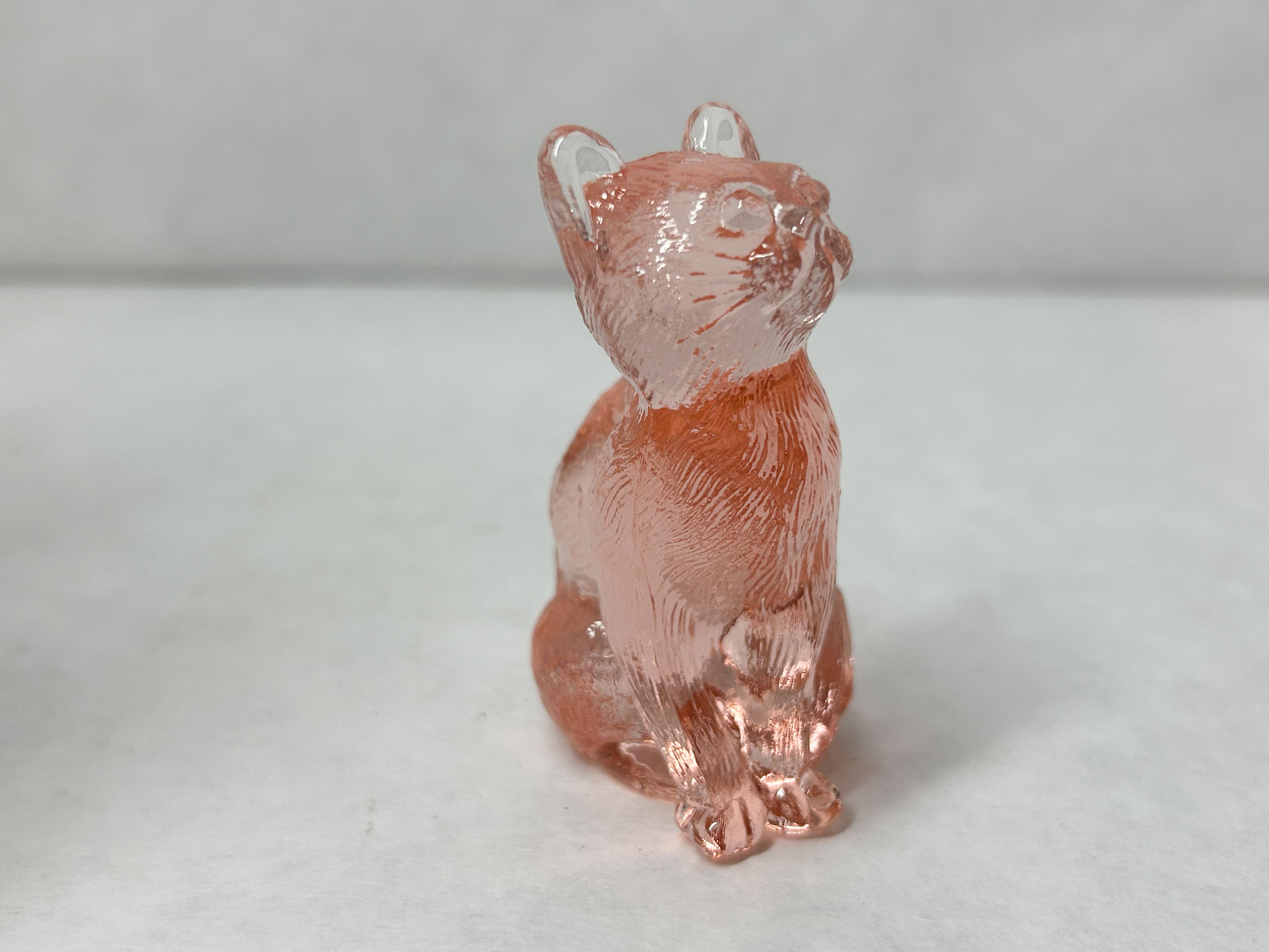 MOSSER PINK SITTING CAT