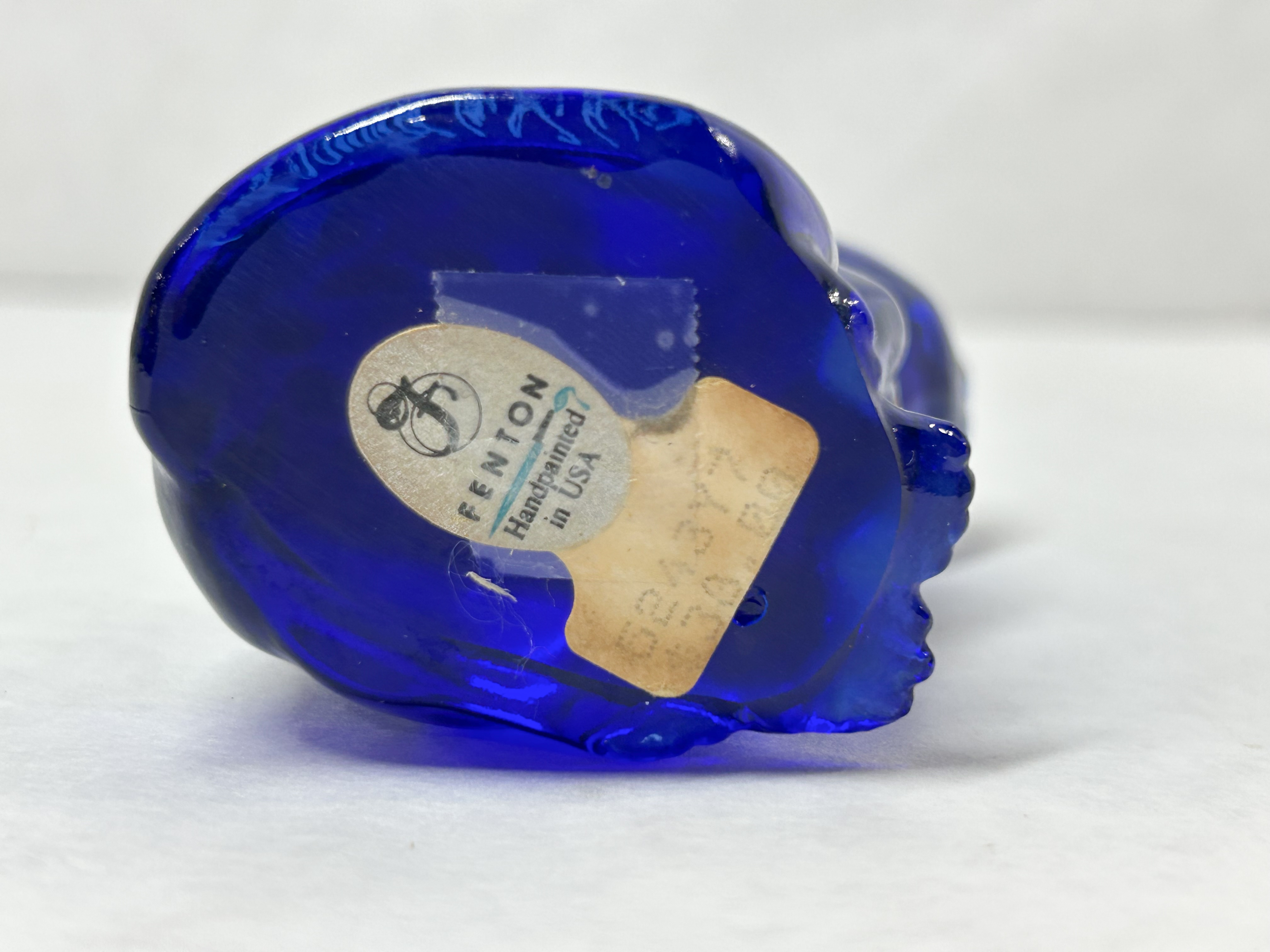 FENTON COBALT GLASS CAT, 1970s