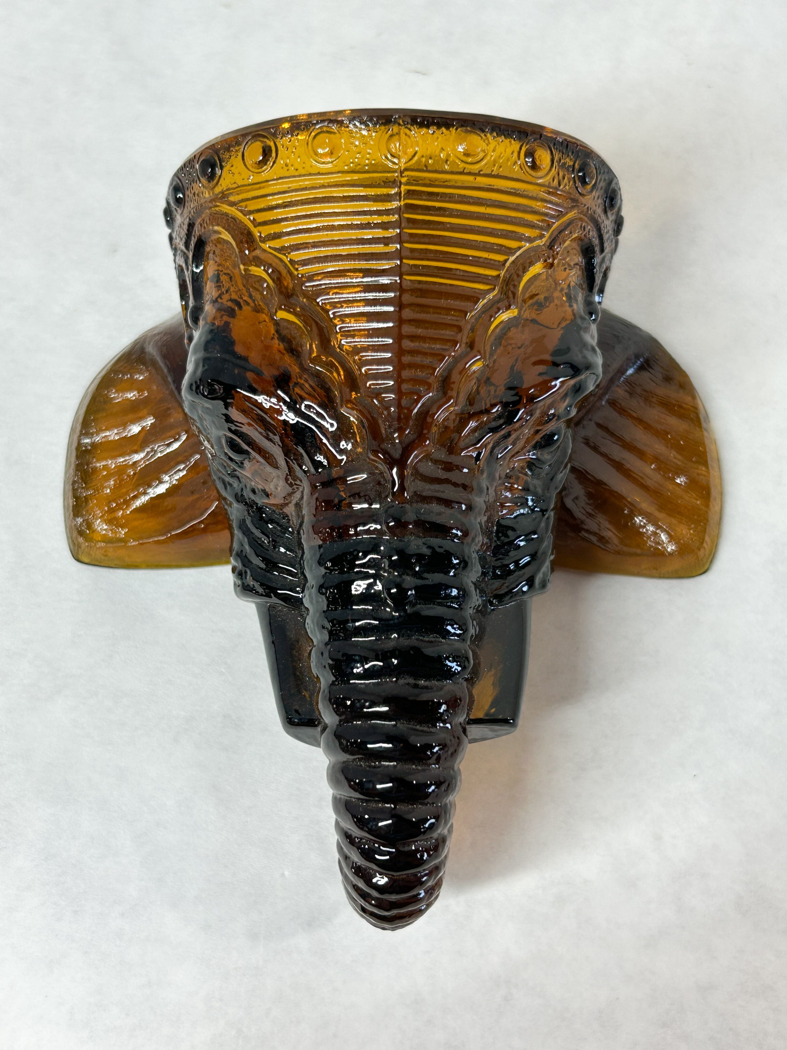 BOYD AMBER GLASS ELEPHANT WALL POCKET