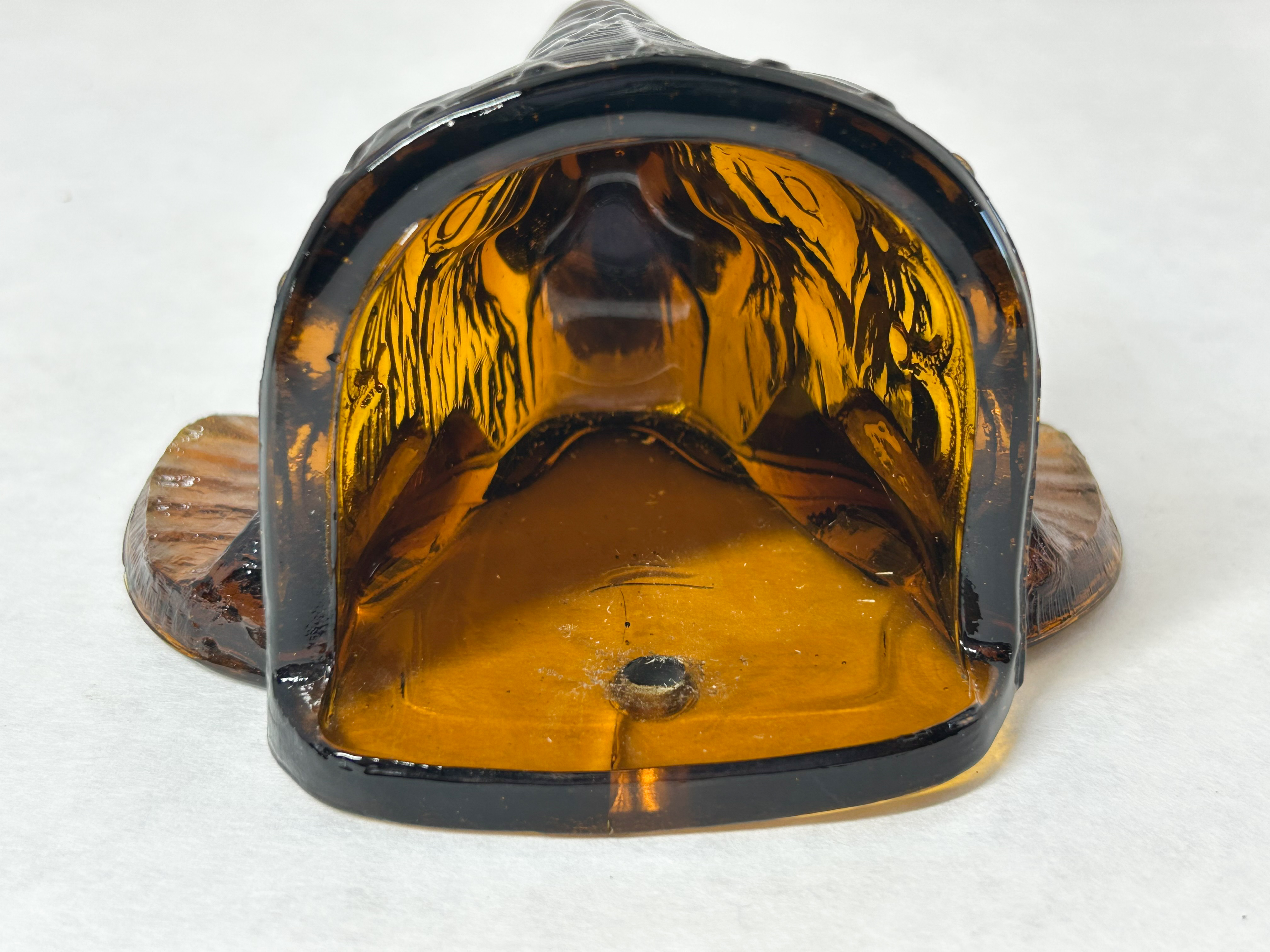 BOYD AMBER GLASS ELEPHANT WALL POCKET