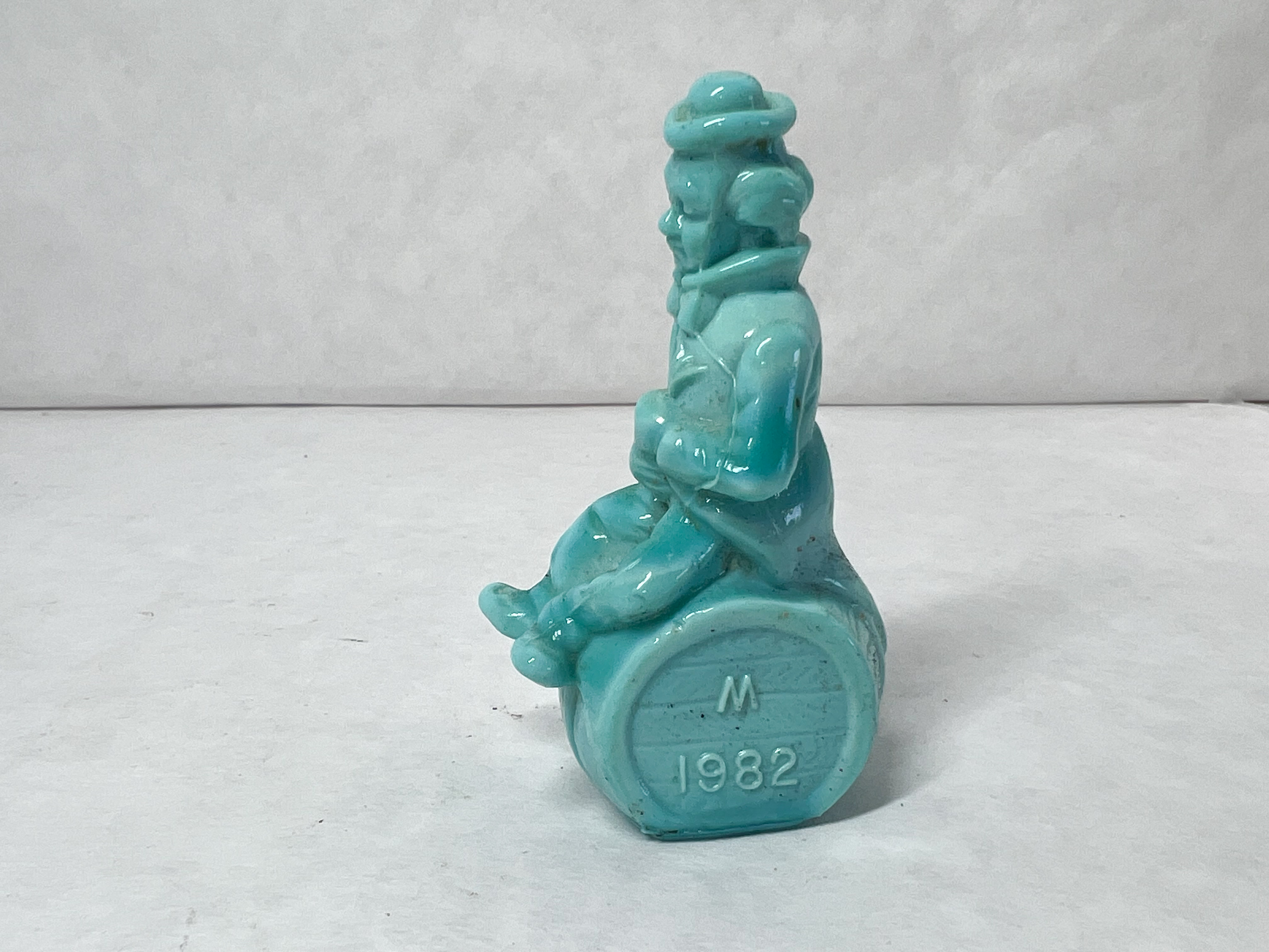 MOSSER BLUE SLAG PERFORMER GLASS CLOWN, 1982