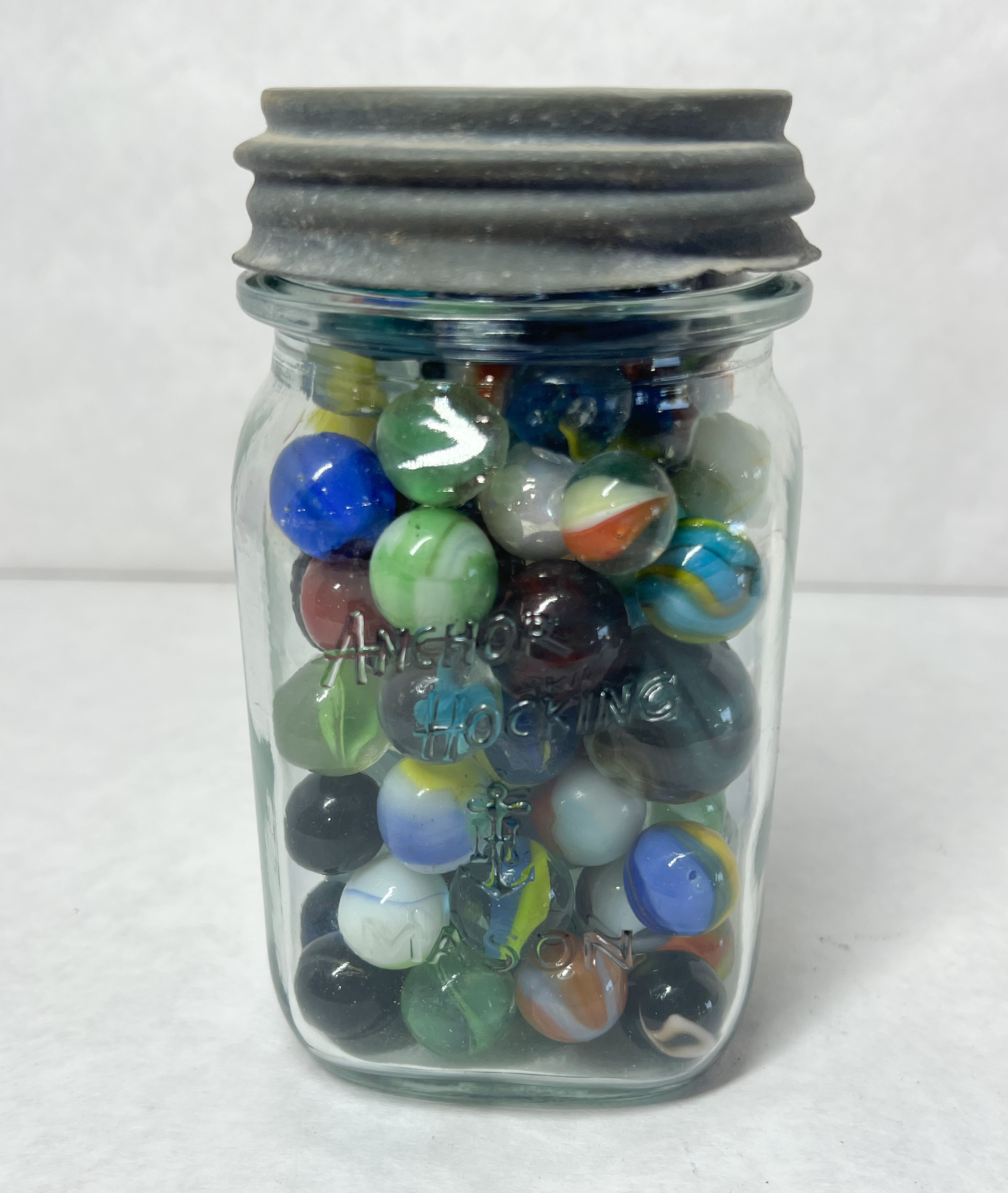 ANCHOR HOCKING VINTAGE GLASS MARBLE COLLECTION