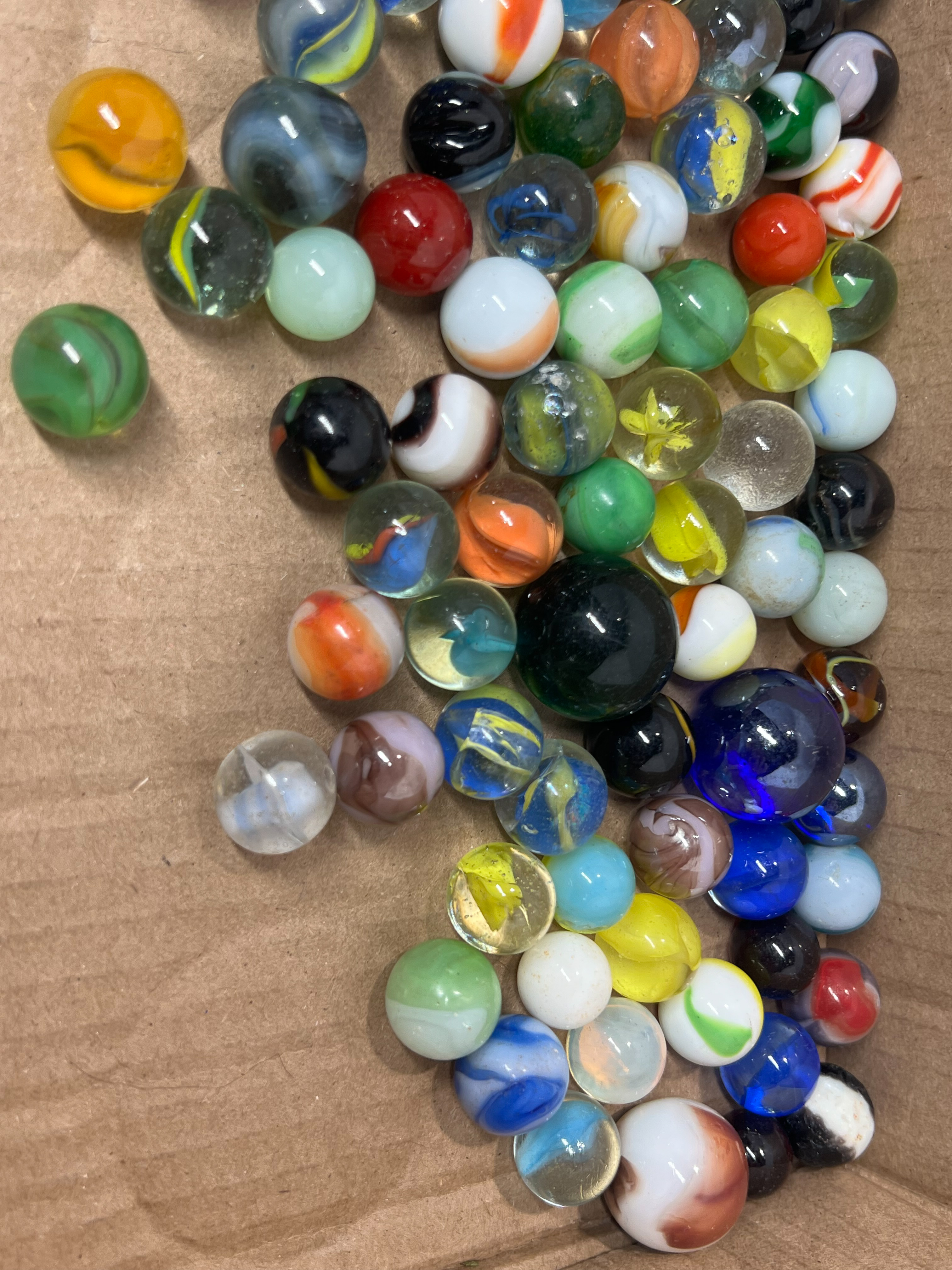 ILLINOIS GLASS CO MARBLES AND JAR
