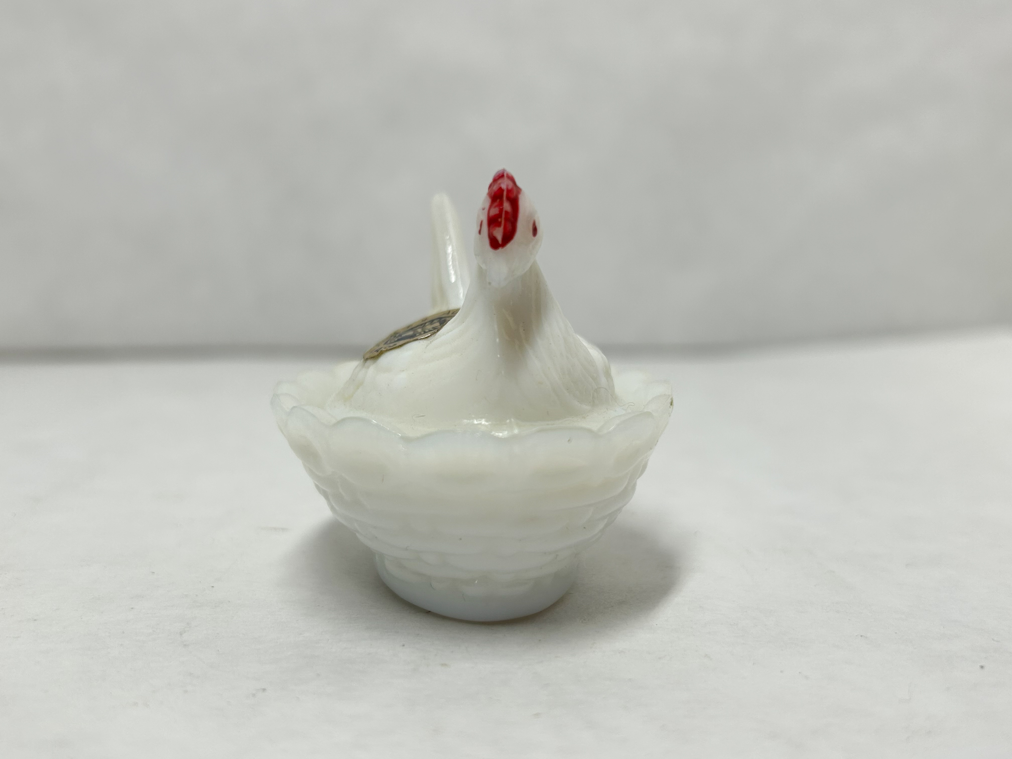 WESTMORELAND MILK GLASS HEN ON NEST