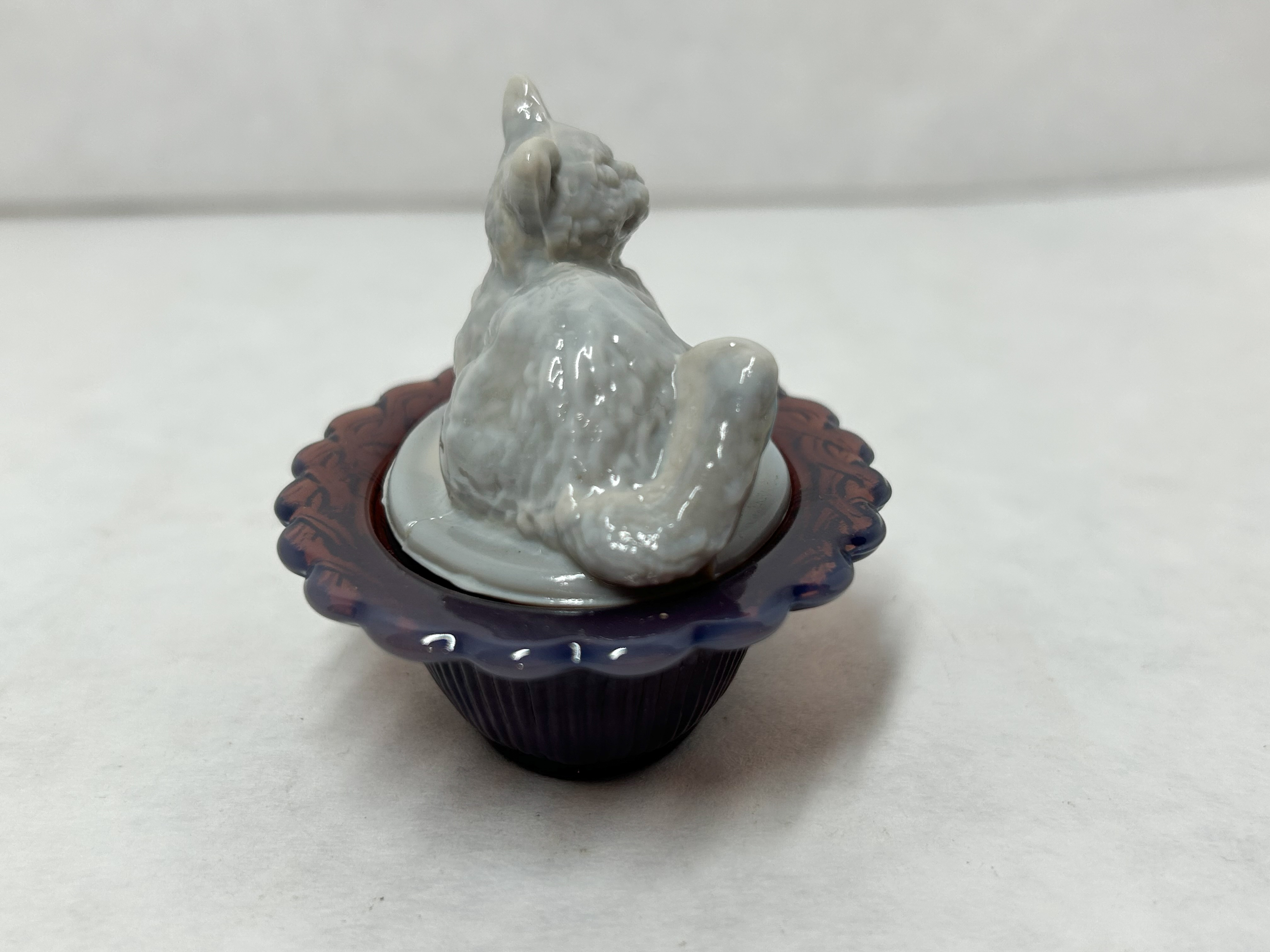 MOSSER GLASS SLAG CAT NEST
