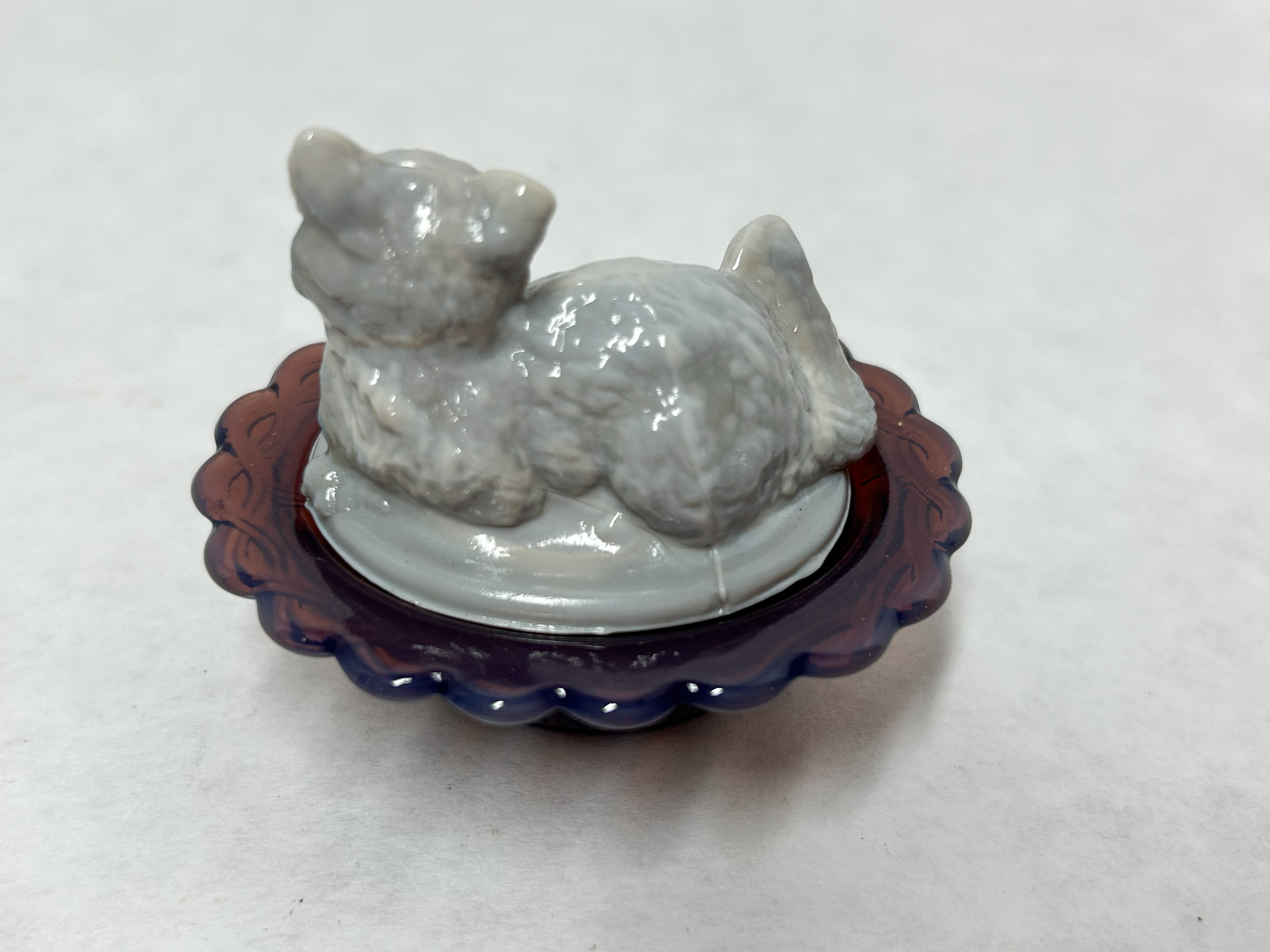 MOSSER GLASS SLAG CAT NEST