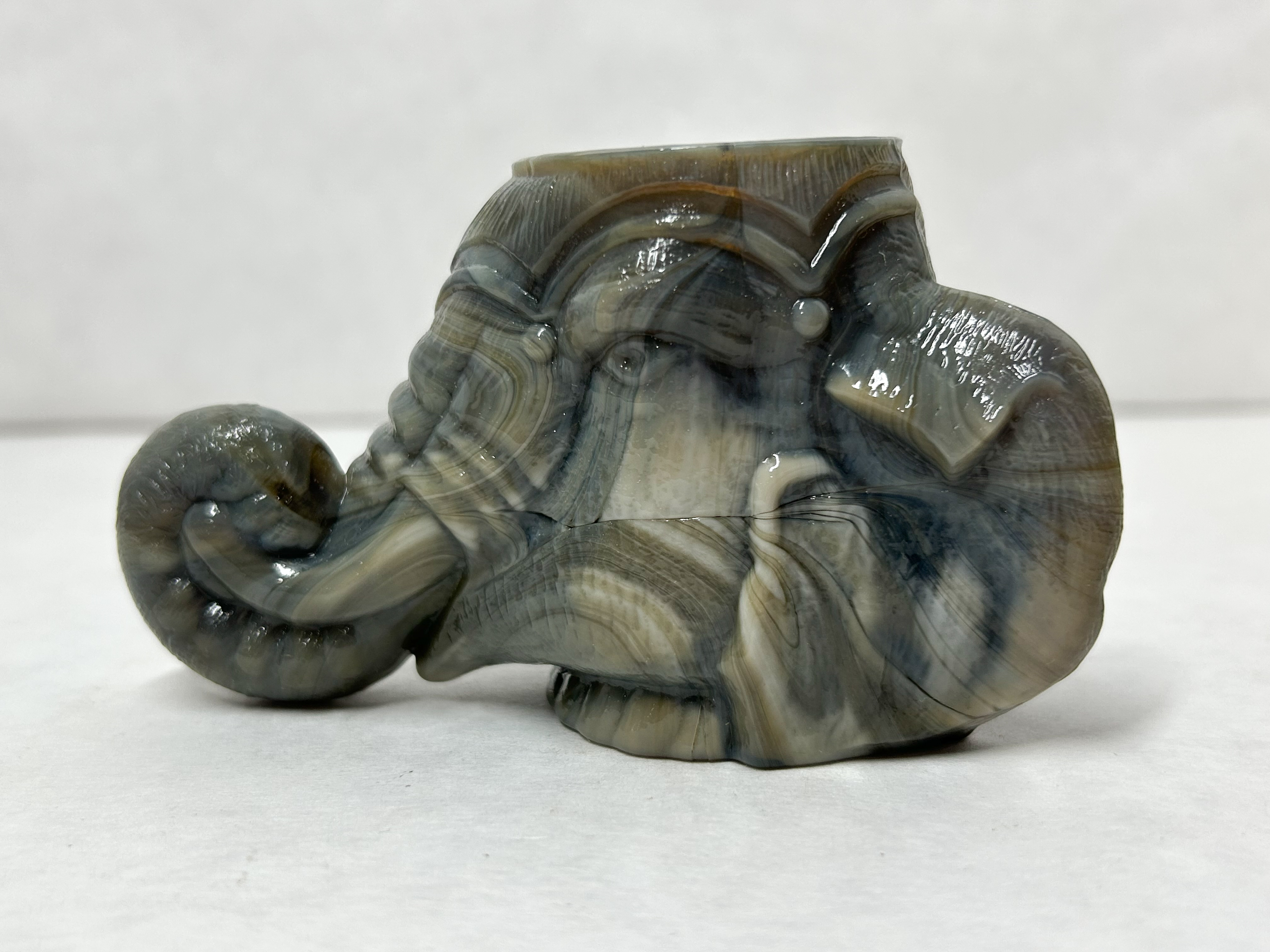 BOYD GLASS ELEPHANT TOOTHPICK HOLDER