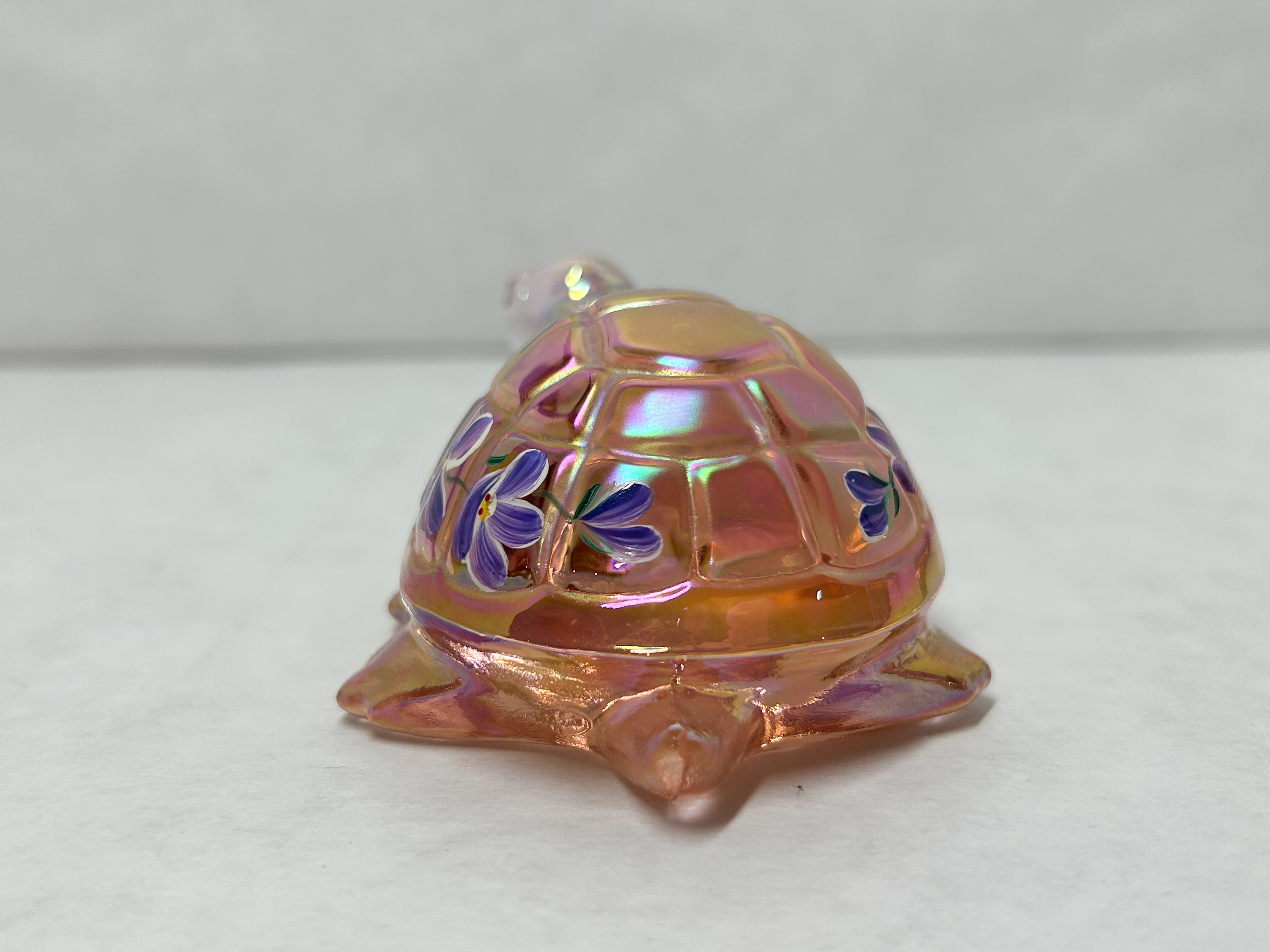 FENTON LENOX IRIDESCENT GLASS TURTLE