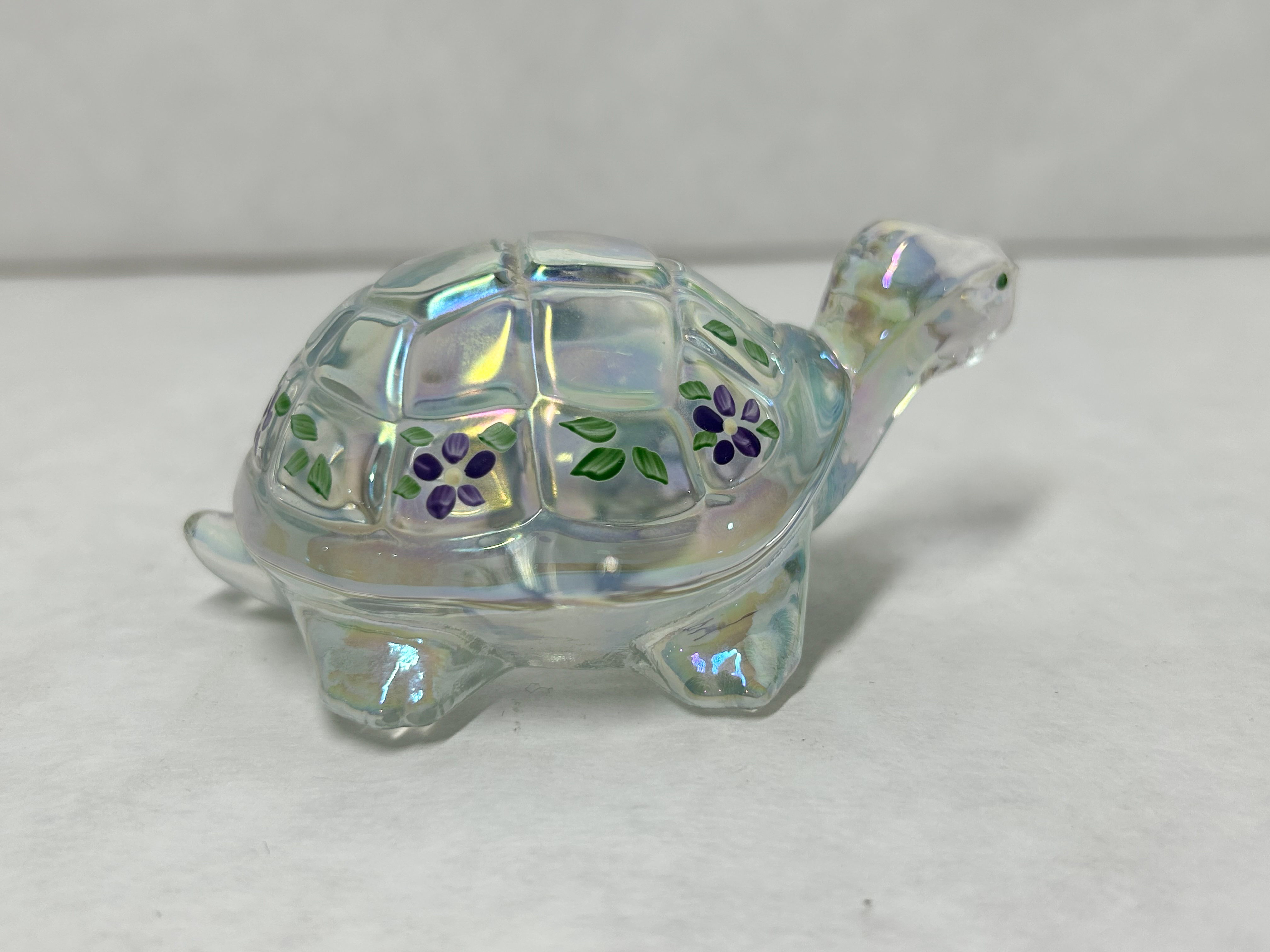 FENTON IRIDESCENT GLASS TURTLE FIGURINE